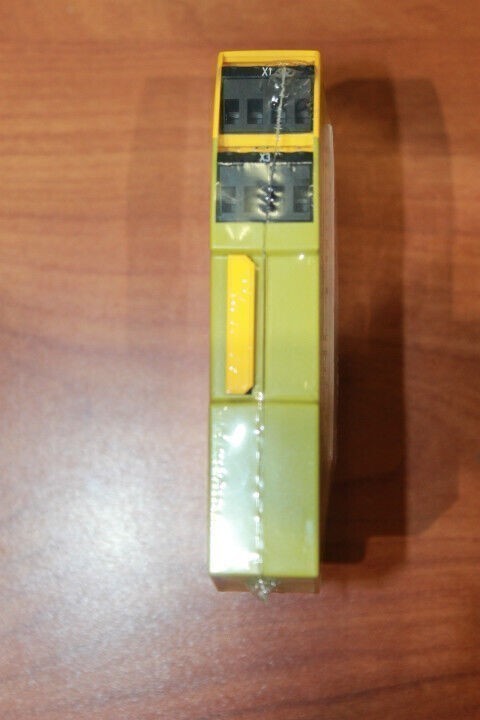 1PC New PILZ 750105 PNOZ S5 PLC Module Safety Relays