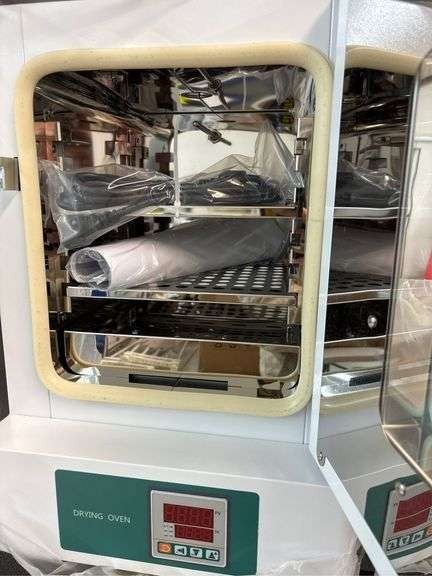 Microyn Digital Bench-Top Drying Oven, 18L, 300 C, 600W, 110V