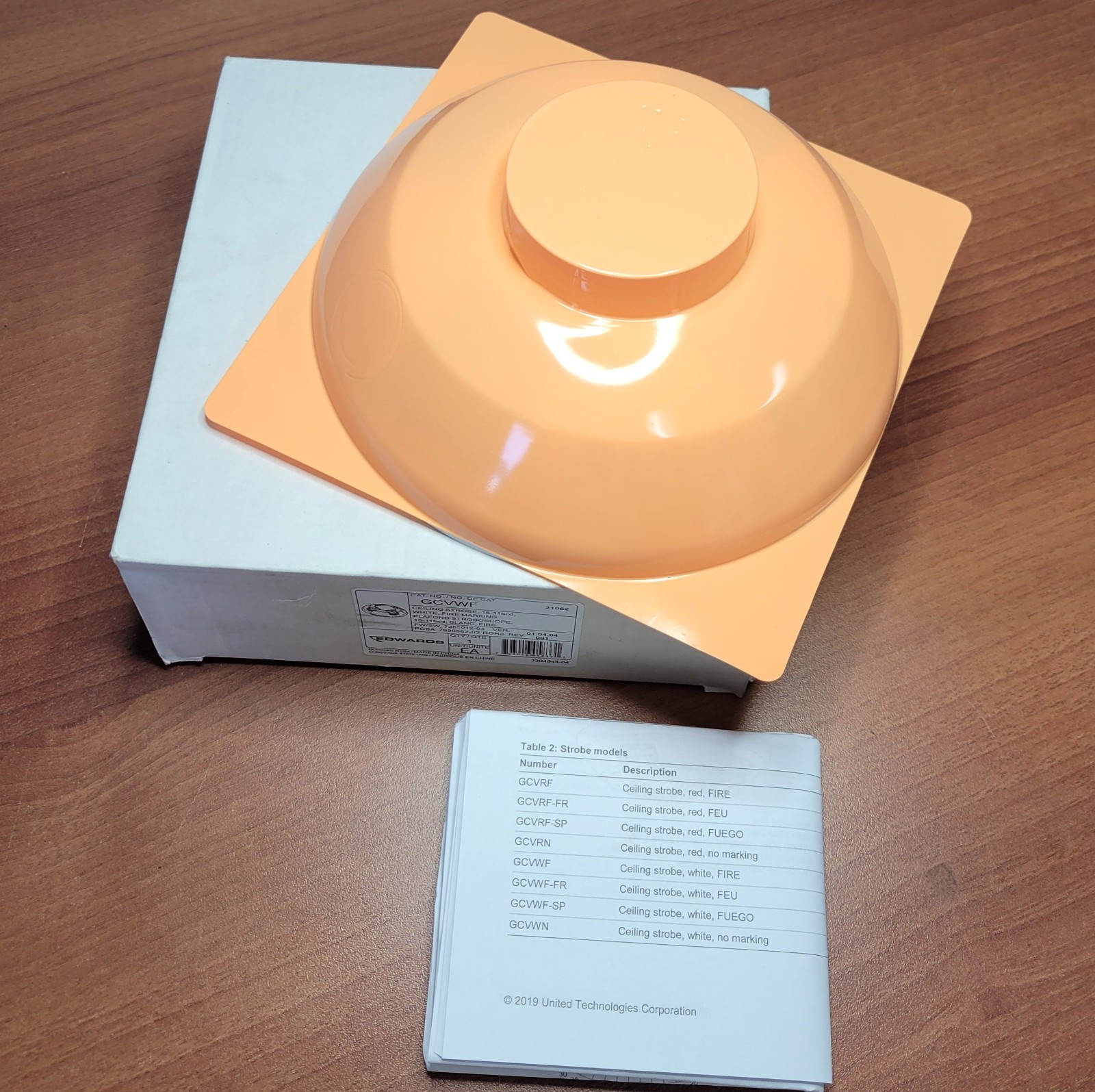 Edwards EST GCVWF Genesis GC Series LED Ceiling Strobe (Brand New)