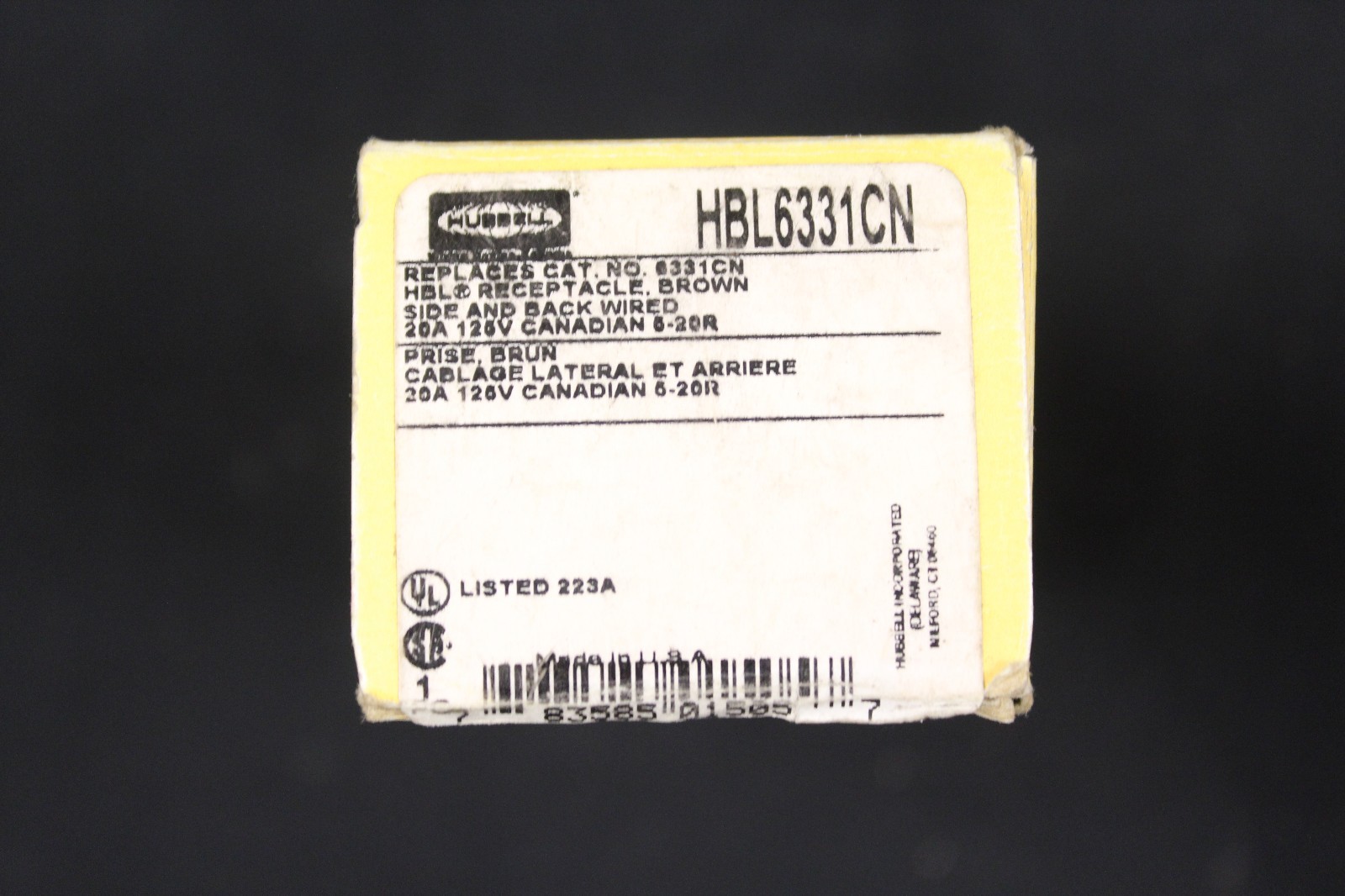 New Hubbell HBL6331CN Receptacle, Side and Back Wired, 20A, 125V, Canadian 5-20R