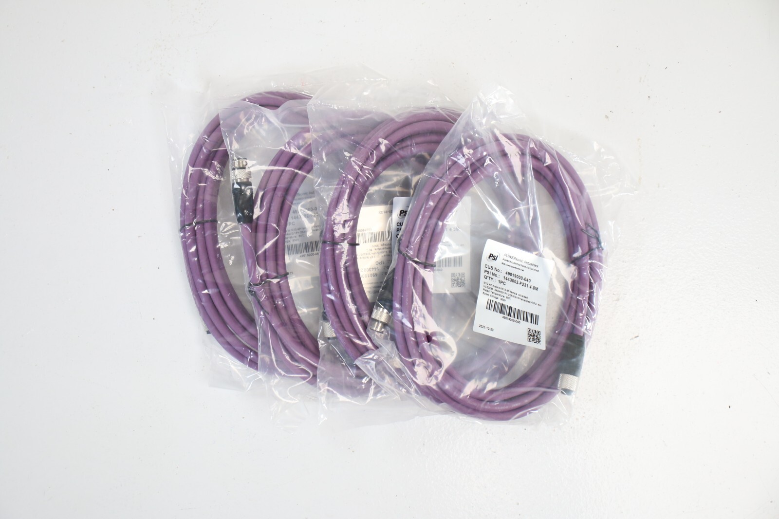 Powersonic Industries M12 cable cord lot 4P male to M12 female 4M 49019000-040