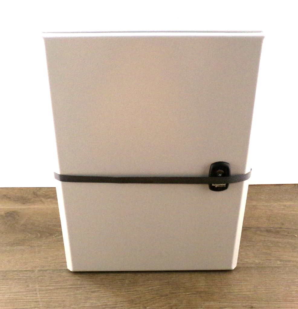 NEW SCHNEIDER NSYS3DC4320 ENCLOSURE 12″W X 16″H X 8″ D NEMA 4X RATED S7