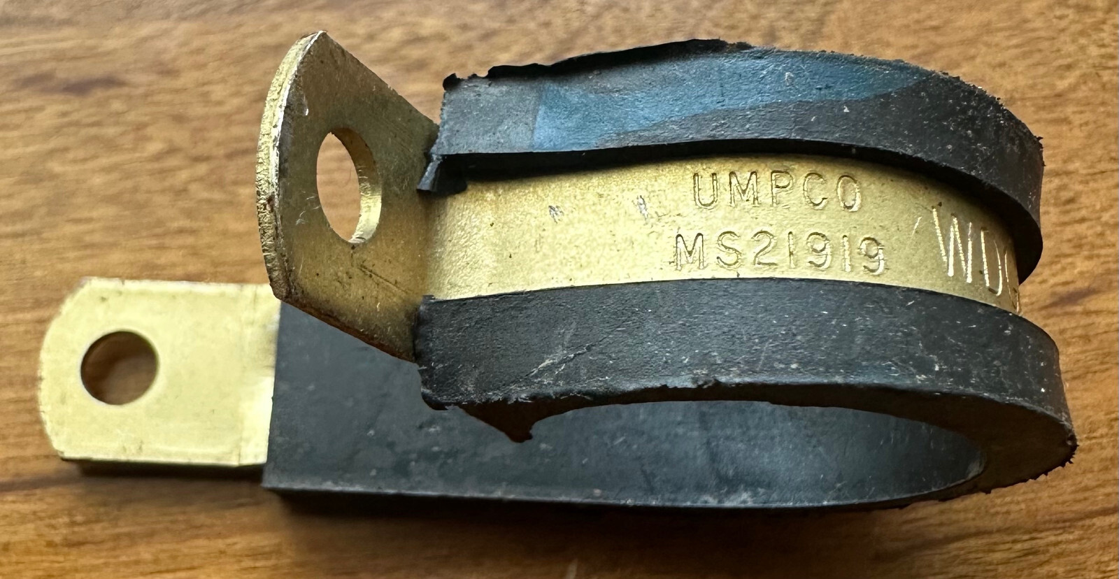 MS21919 WDG15 UMPCO Aluminum Single Loop Cushioned Clamp 1 3/16″ Lot 75