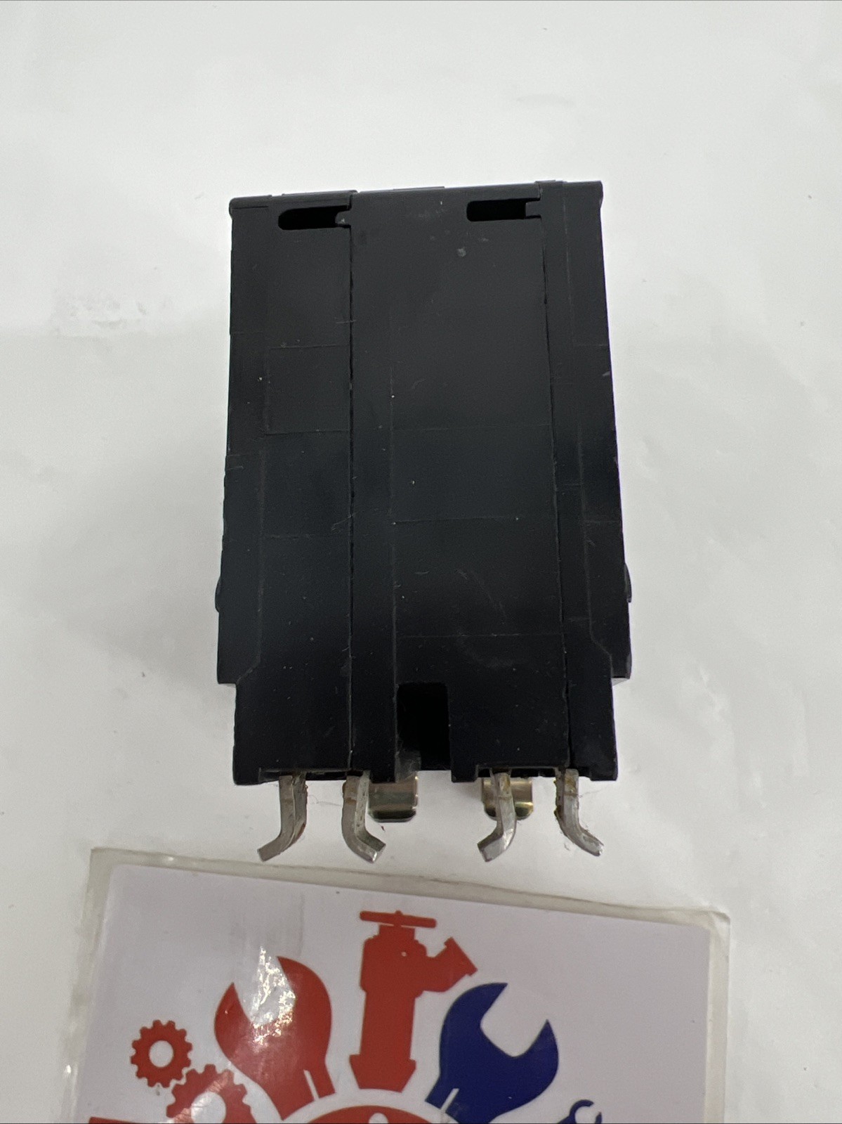 Square D QO240 Molded Case Circuit Breaker, 40 Amp, 2 Pole, Type QO, 120/240V
