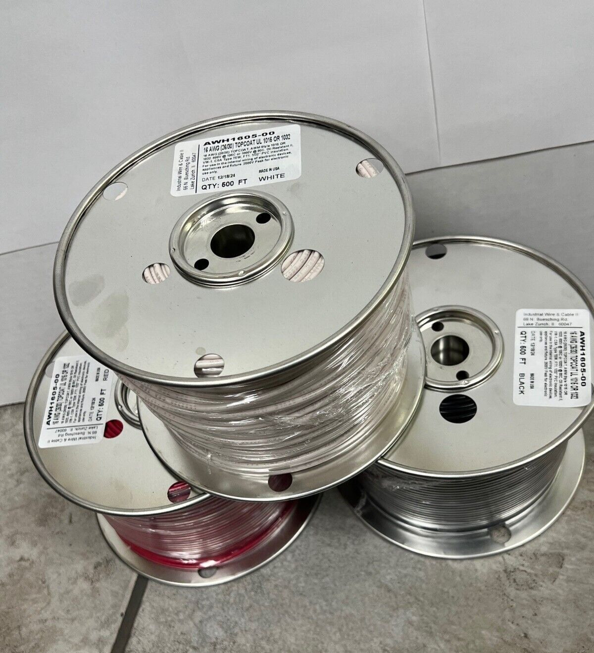 16 AWG (26/30) TOPCOAT UL 1015/1032 500 FT WHITE,BLACK,OR RED