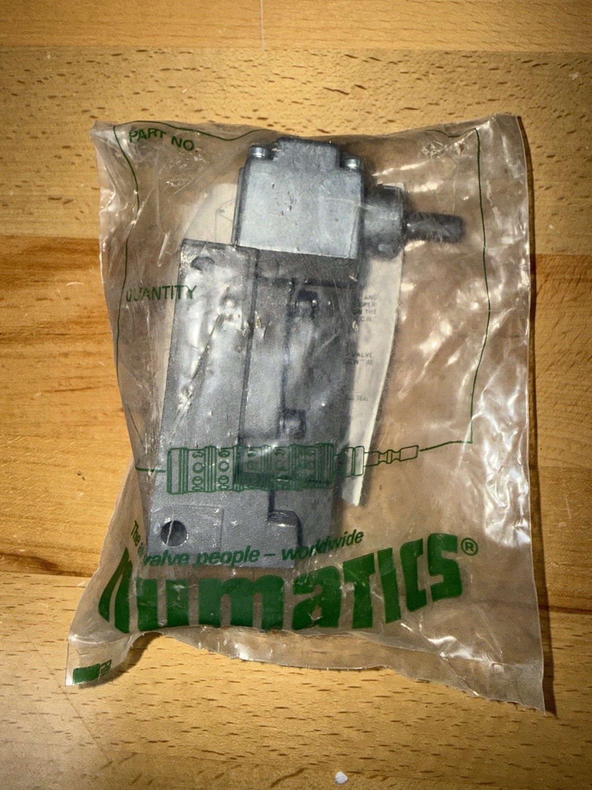 Numatrol LR3-0201 Sentinel Line 3-Way Pneumatic Limit Valve NOS Sealed