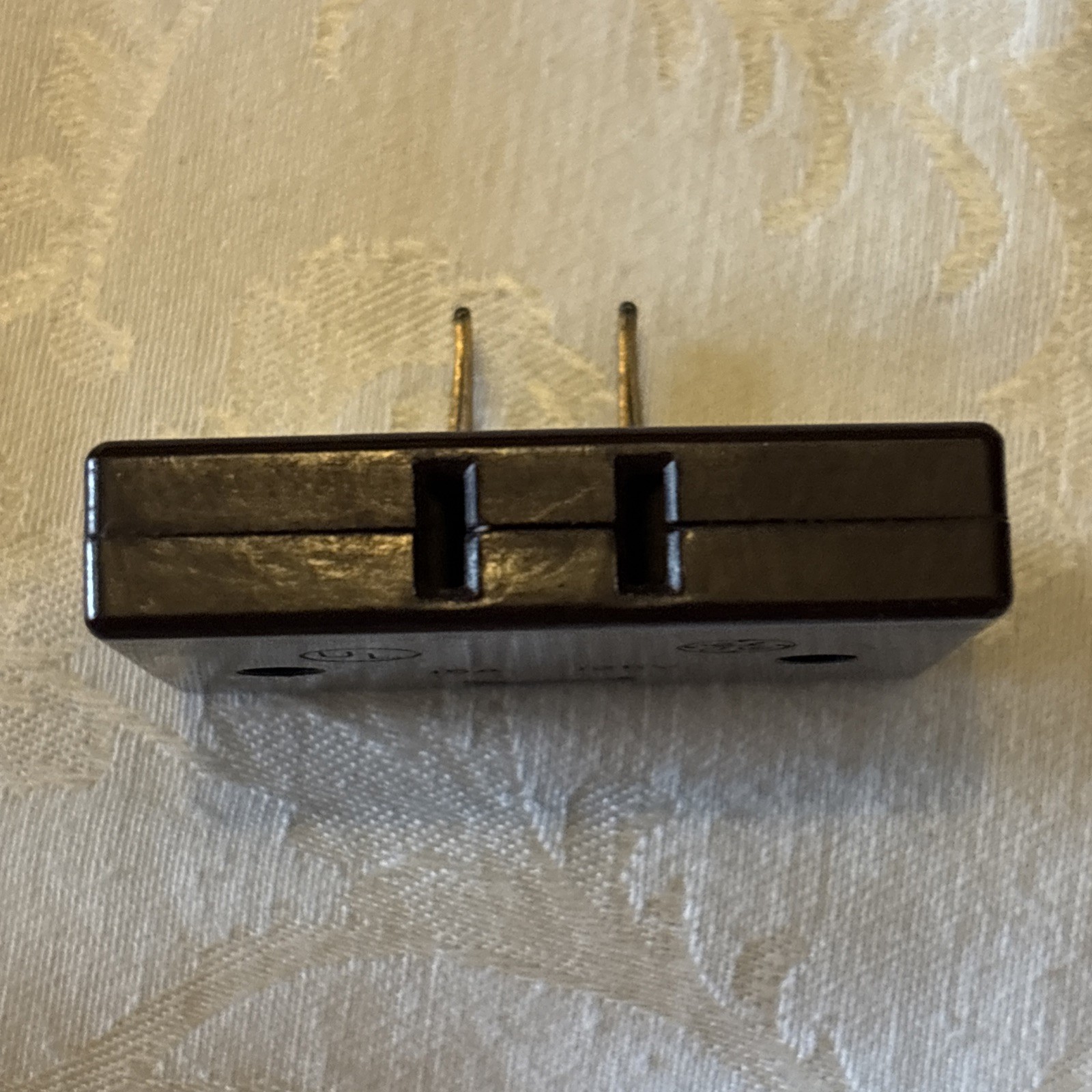General Electric 3 Outlet Wall Hugger Plug Adapter Brown Vintage US.