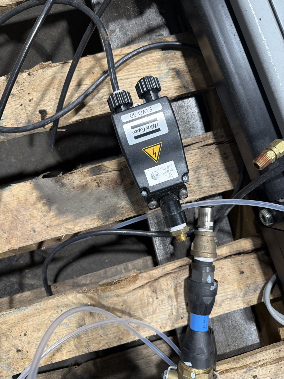 Atlas Copco CD5+ With Dewpoint Saver,Filter And Trap As Shown