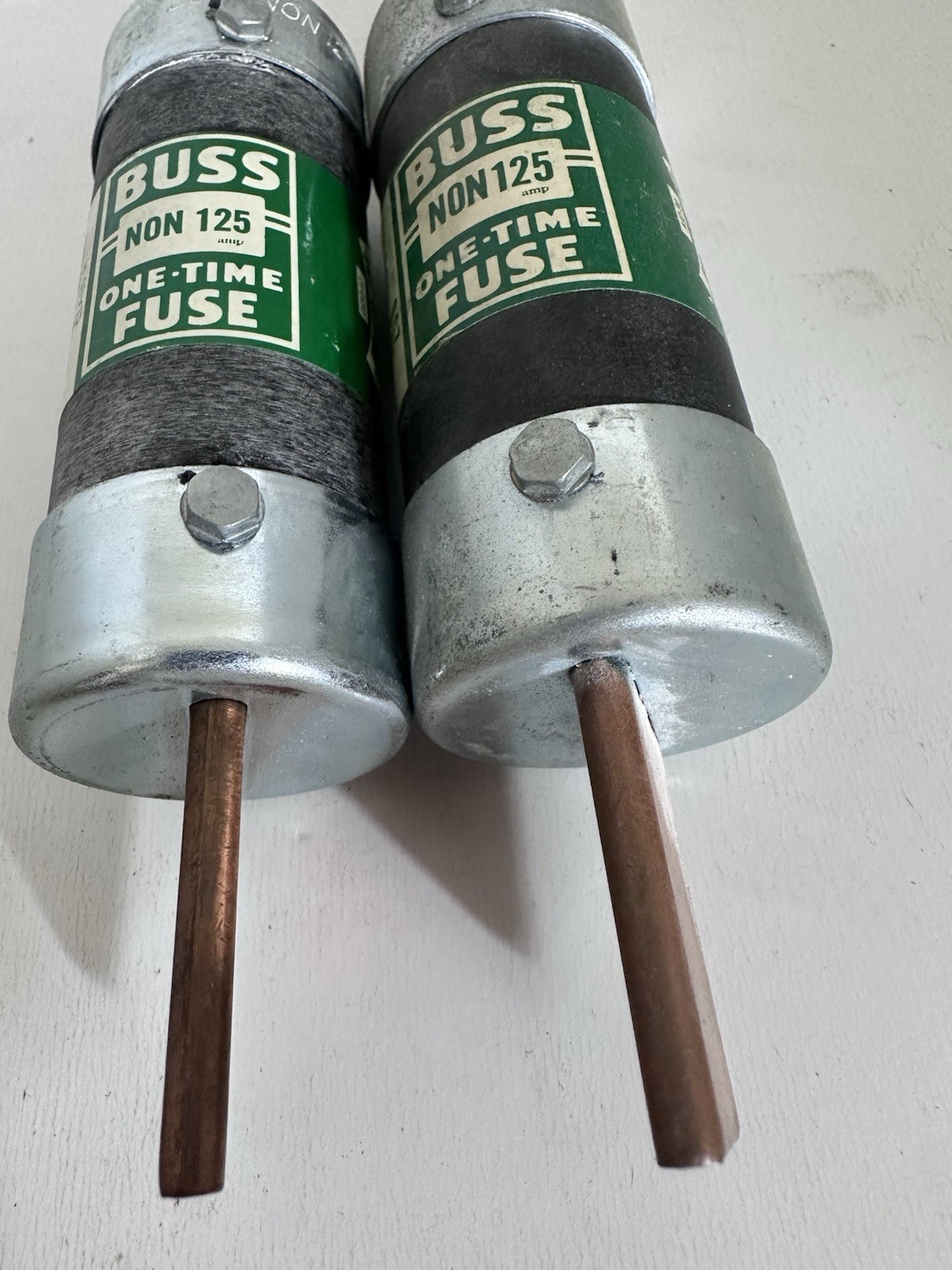 BUSSMANN BUSS NON-125 250V 200A ONE-TIME FUSE 2 Pack