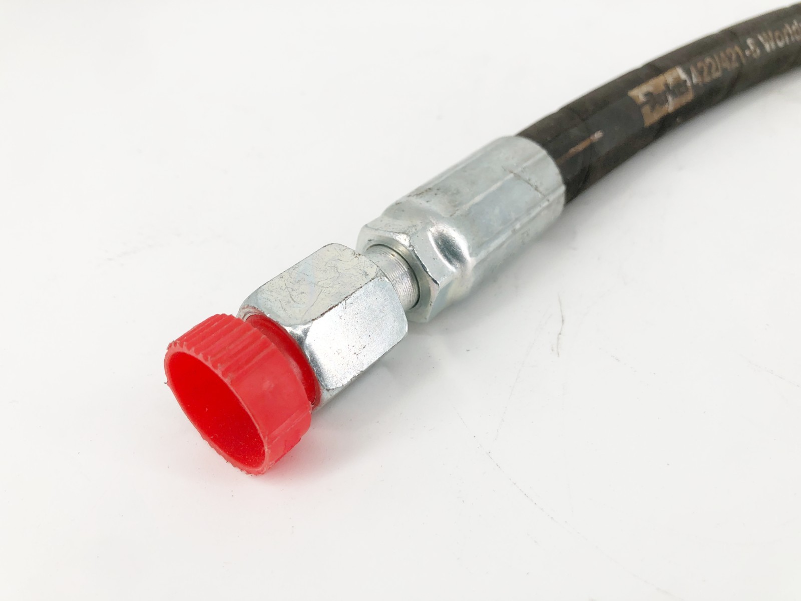 New Parker 422/421-8 Hydraulic Hose WP 16.0 MPa (2325 PSI) 30″ Length – No Box