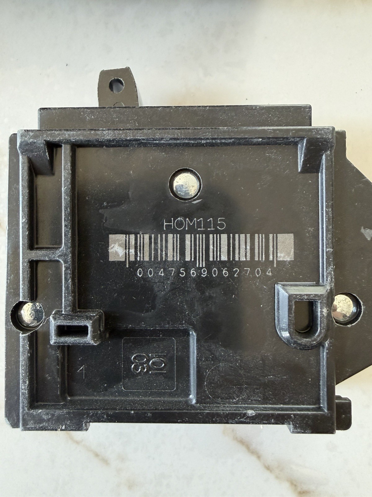 (10) Square D – HOM115CP Homeline 15 Amp Single-Pole Circuit Breaker