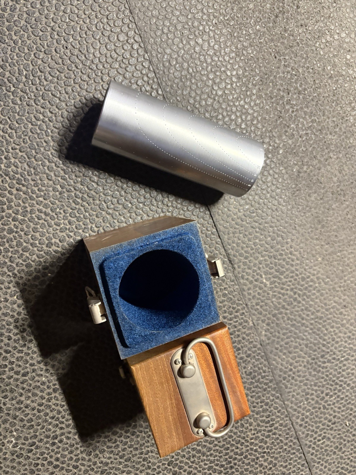 Brown & Sharpe 558 Direct Reading Cylinder Square w/ Orig Wood Case Excellent