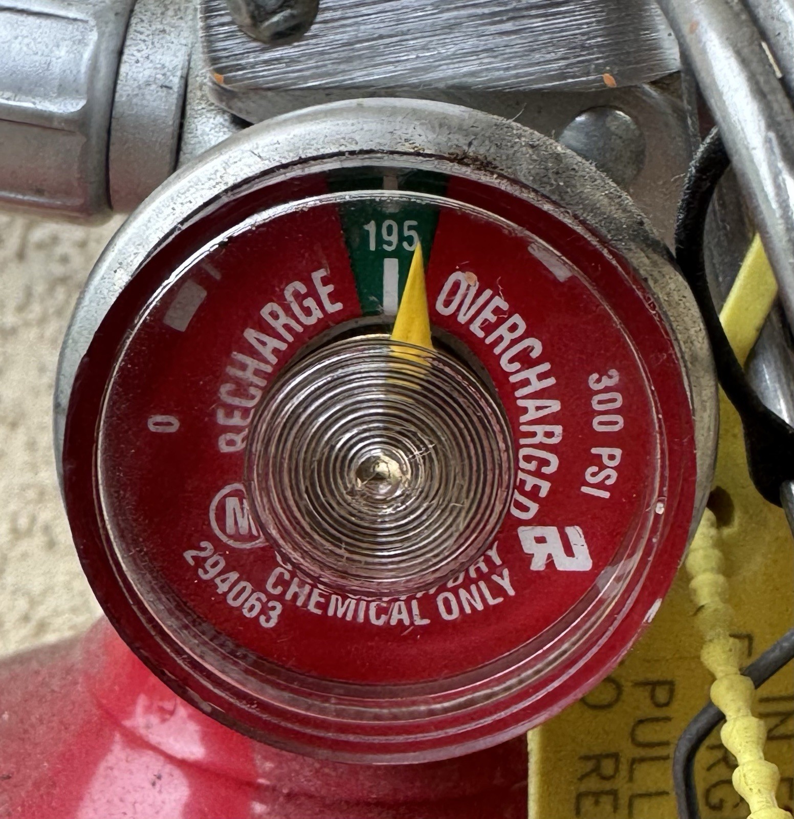 Fire Extinguisher Badger Advantage 5 Pounds «ABC Dry Chemical Model ADV-550