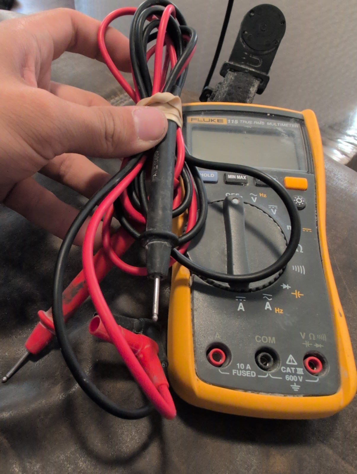 Fluke 115 Compact True-RMS Field Technicians Digital Multimeter