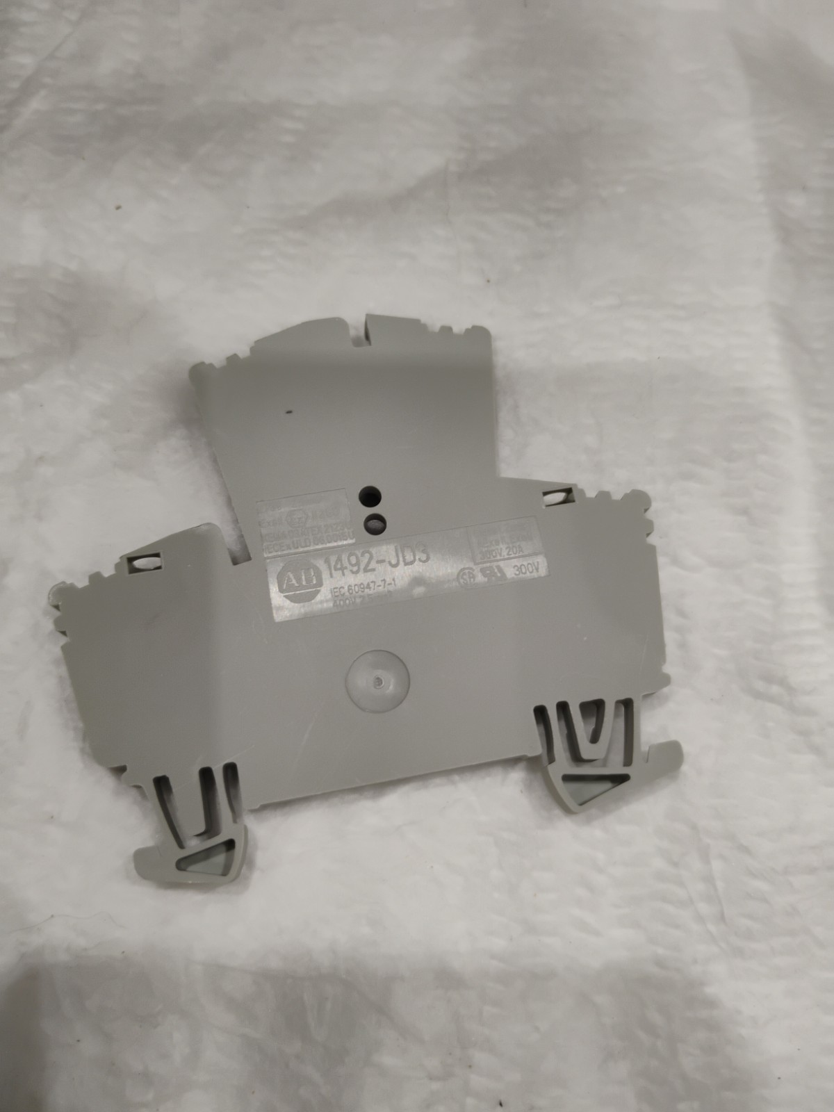Allen Bradley 1492-JD3 Ser. A New Box Of 100 PCS