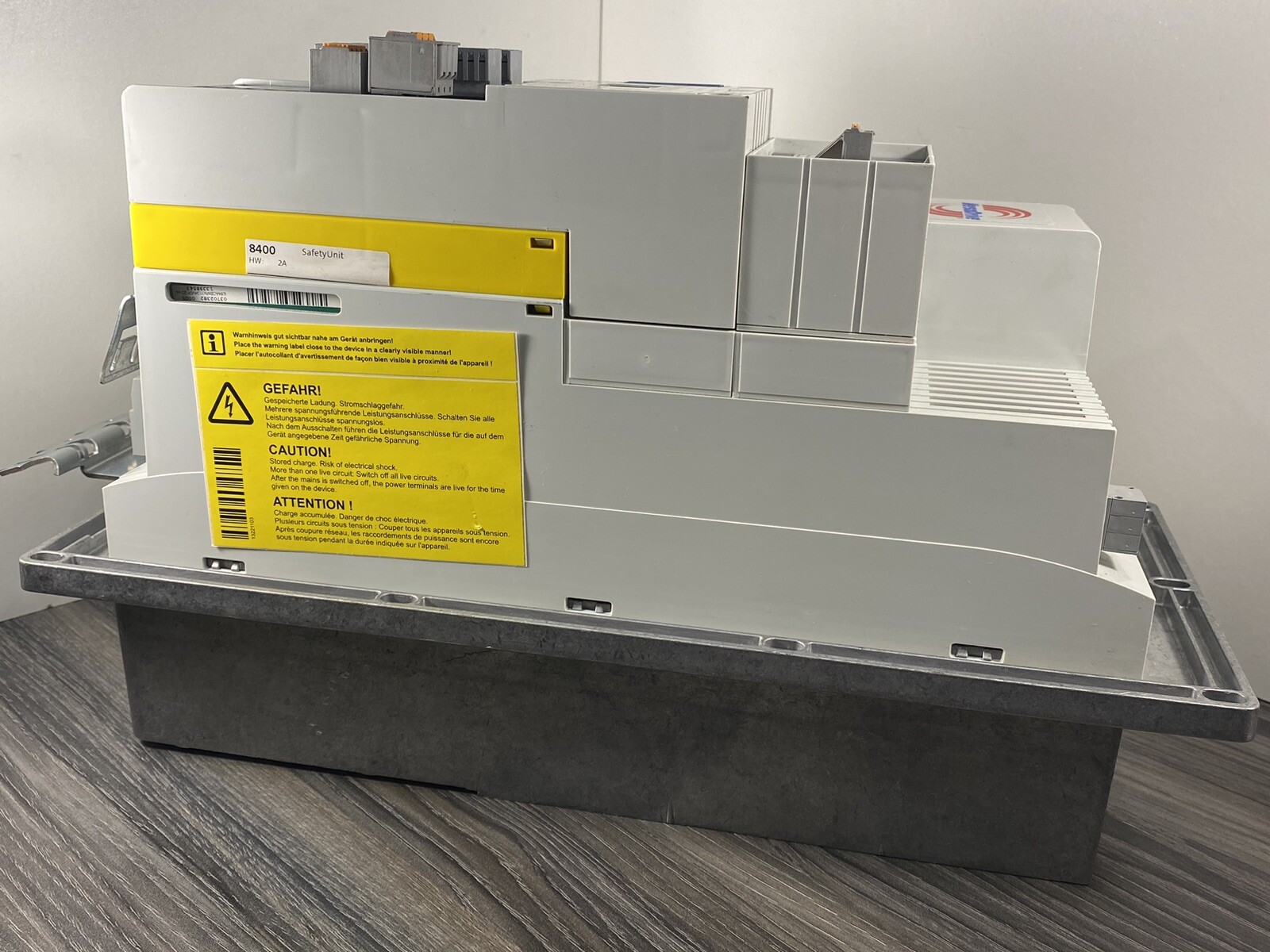 New Comau Profinet VersaDrive TAL-S389148 S389148 AC Drive 11.0kW – USA