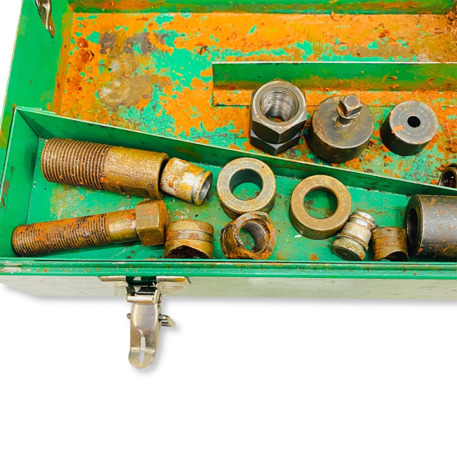 Greenlee 7306 Hydraulic Knockout Punch Driver Set 1/2″ – 2″ with 767 Pump & Case