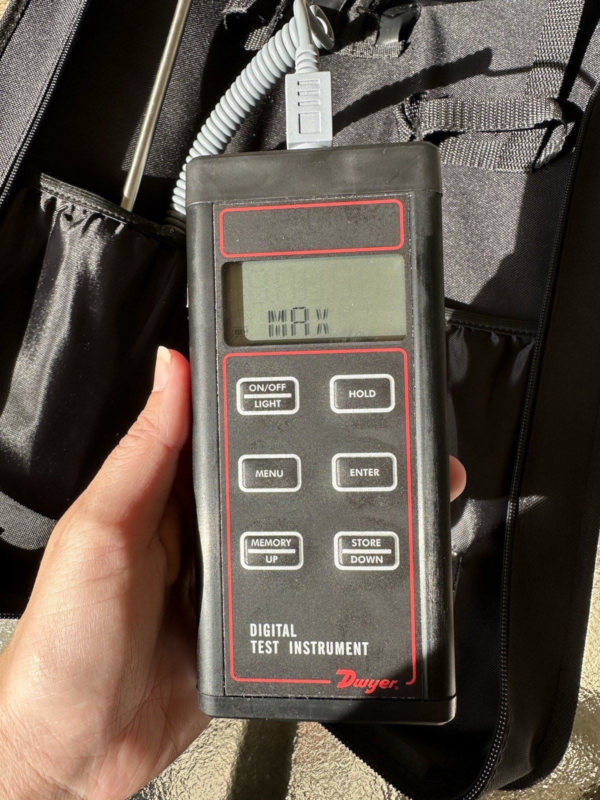 Model-485B Handheld Thermo-Hygrometer – Temp, Humidity, Dew Point Dwyer