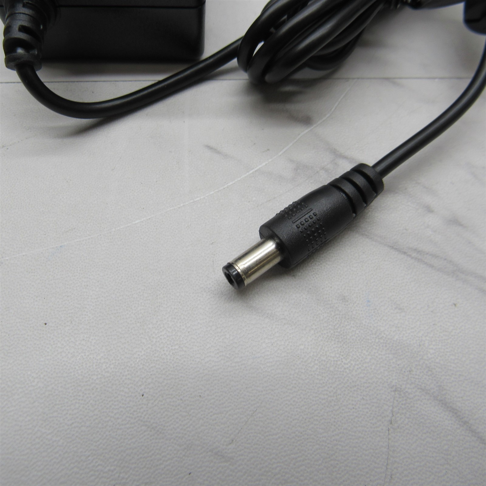 NEW Honeywell Quad Battery Charger Cradle CT40-QBC Dolphin CT40 CT45 CT50