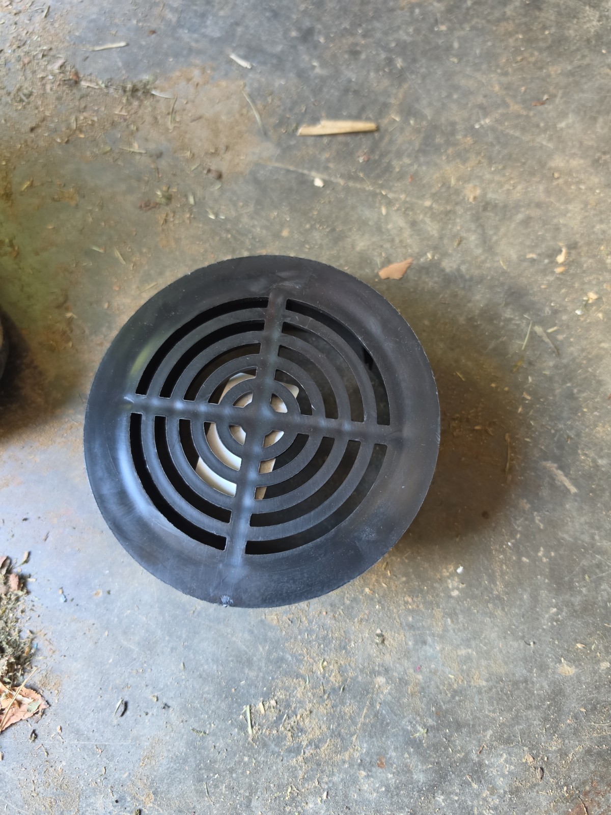 Amerimax Home Products FLEX Drain 4 in. Black Copolymer Drain Cap