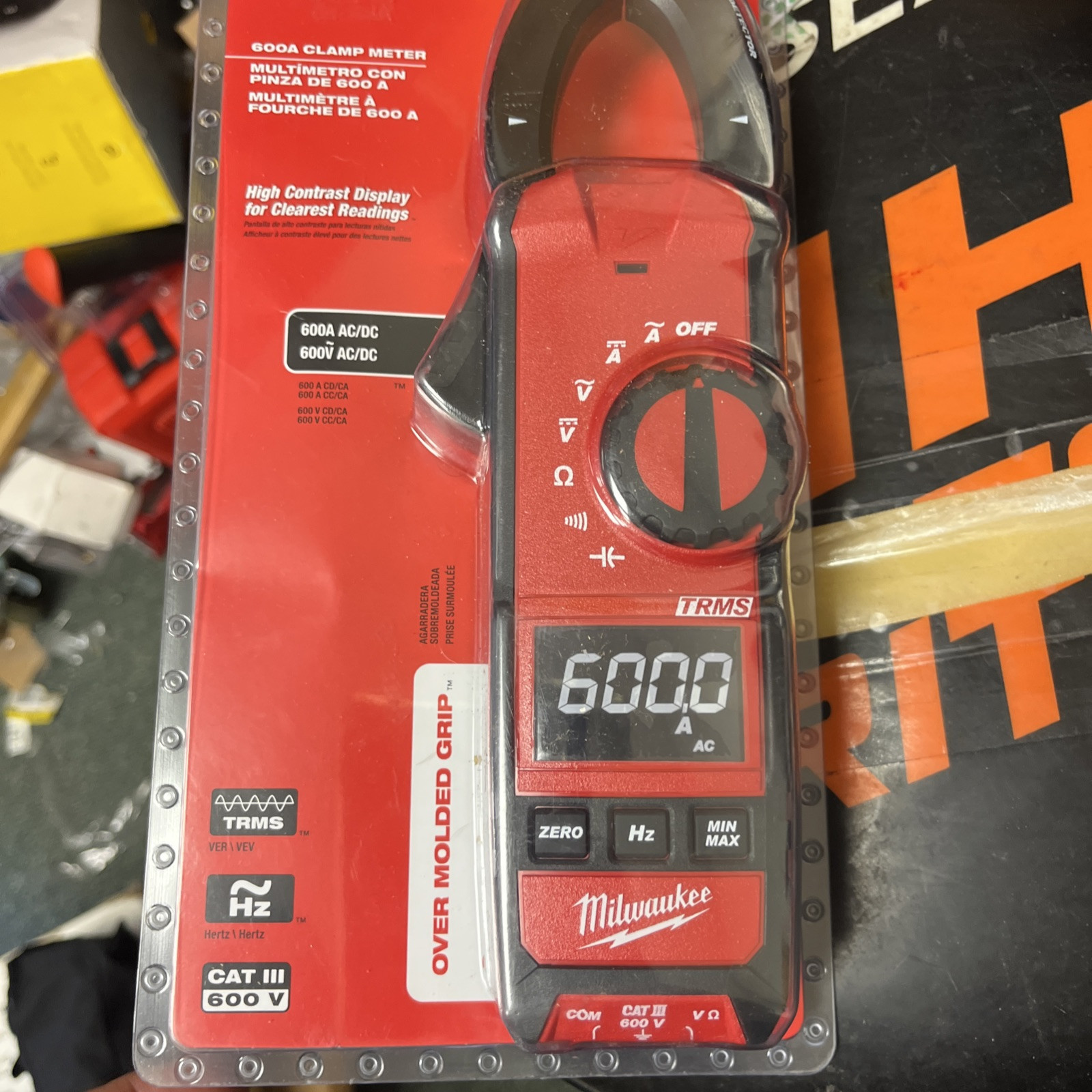 NEW Milwaukee 600A CAT III 600V AC/DC Clamp Meter 2237-20