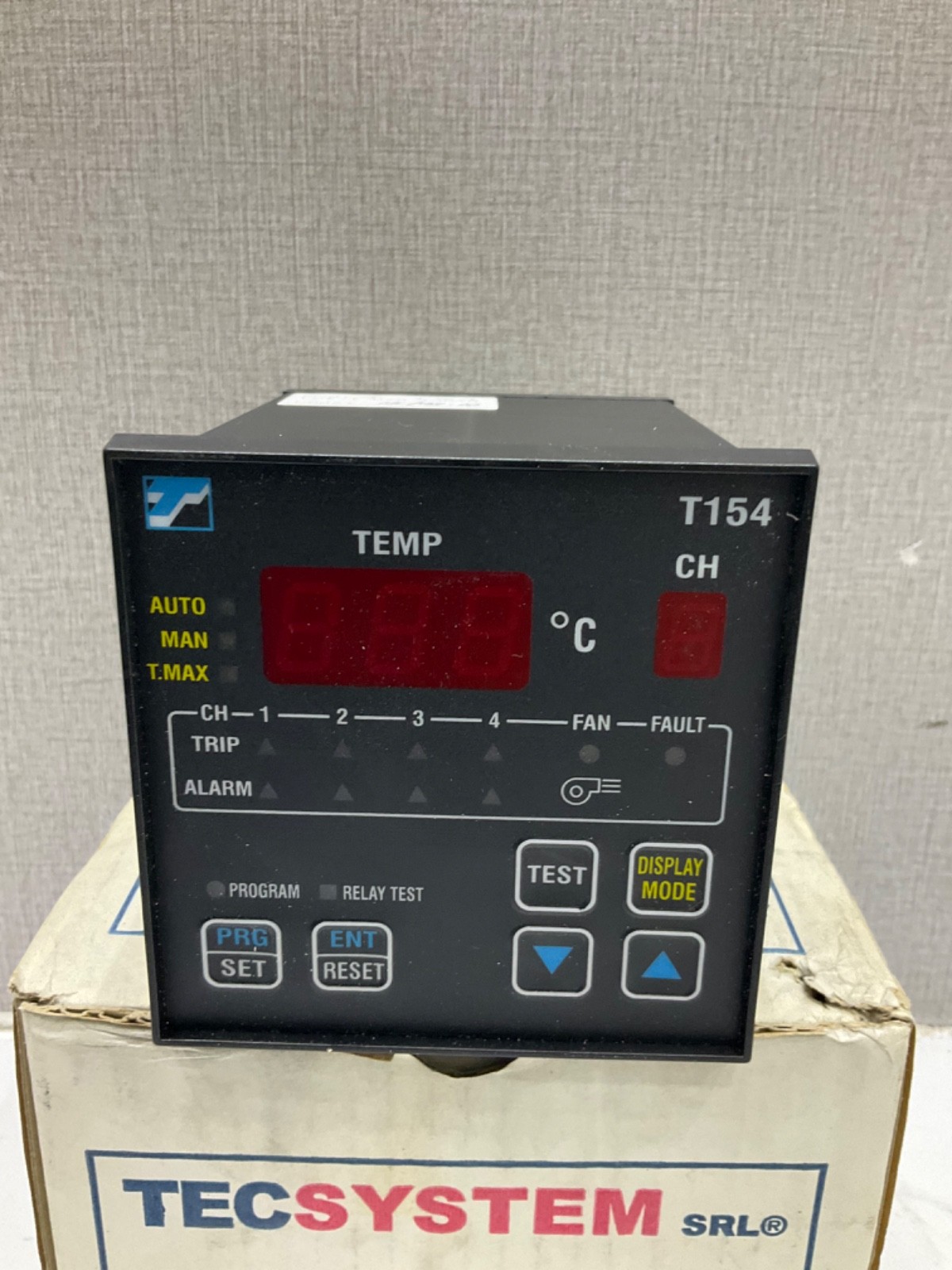 TECSYSTEM T154 TEMPERATURE CONTROLLER