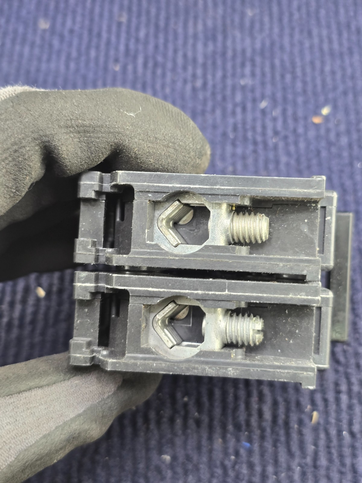 Eaton BR290 90A 2-Pole Miniature Circuit Breaker 120/240VAC, 10 kaIC Common Trip