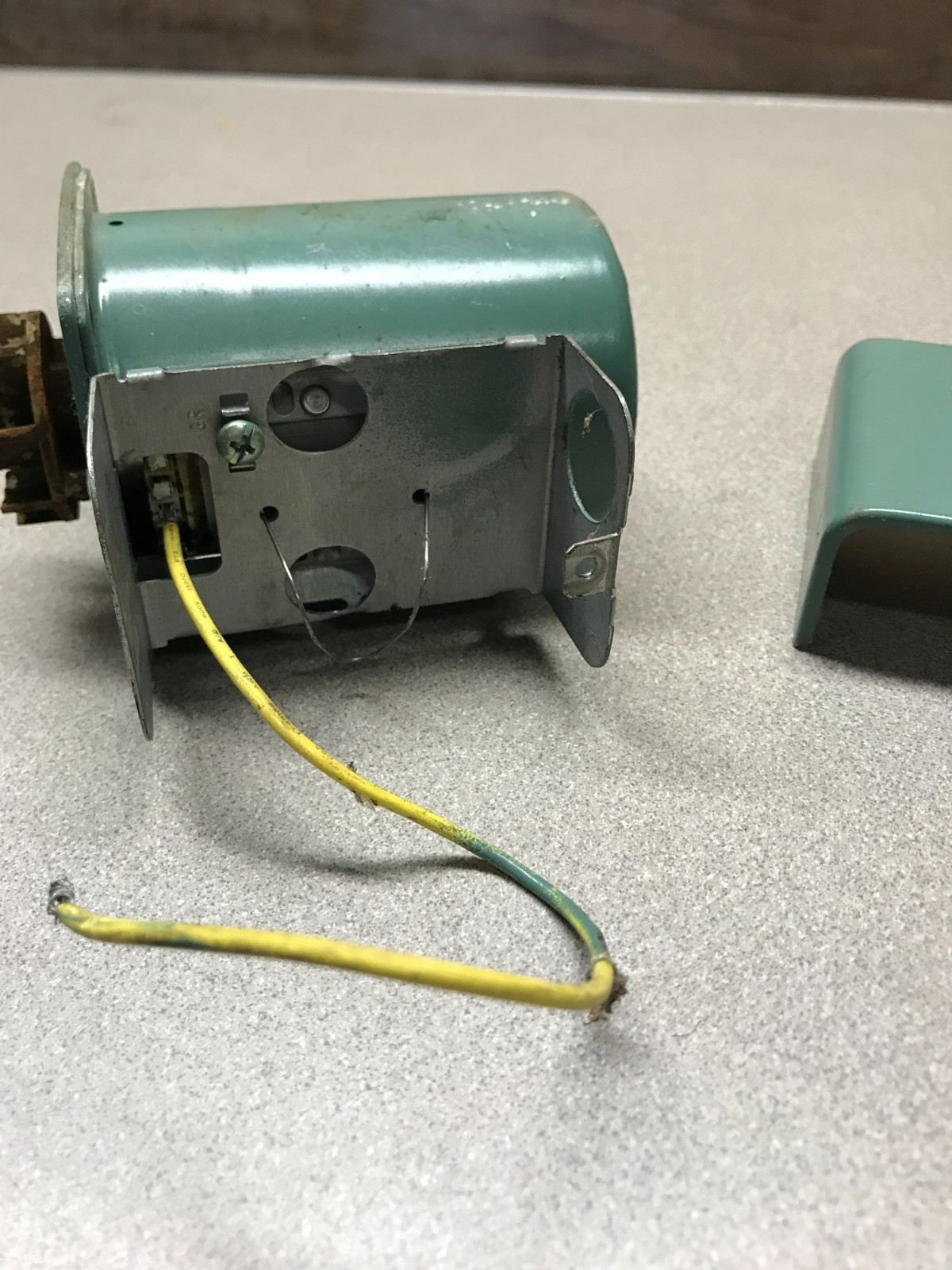 TACO 007-F5 Cast Iron Cartridge Circulator – Circulator Only For Parts/Repair