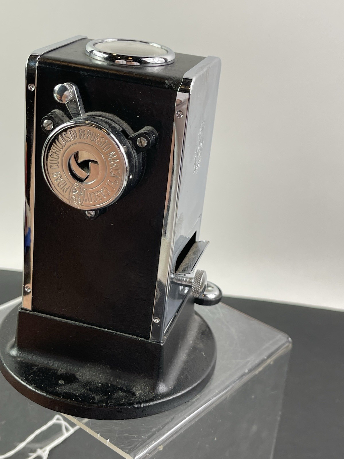 PRISTINE Vintage El Casco Pencil Sharpener Made In Spain Chrome and Black