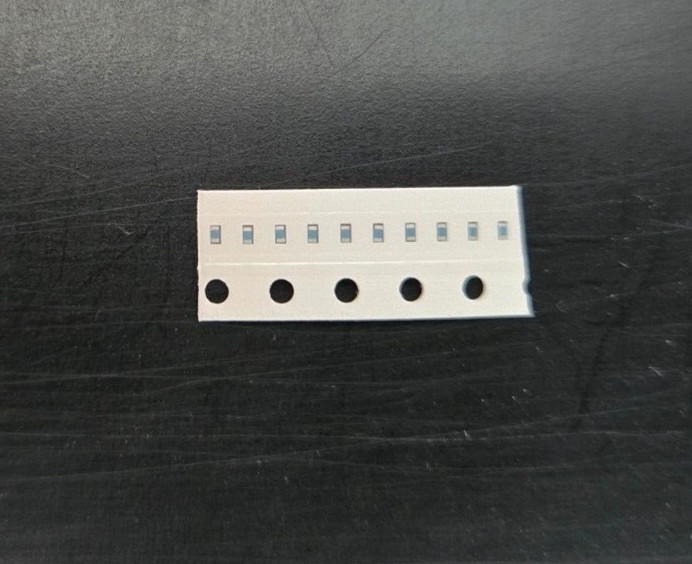 10pcs 10 Ohms ±1% 0.1W, 1/10W Chip Resistor 0402 (1005 Metric) RK73H1ETTP10R0F