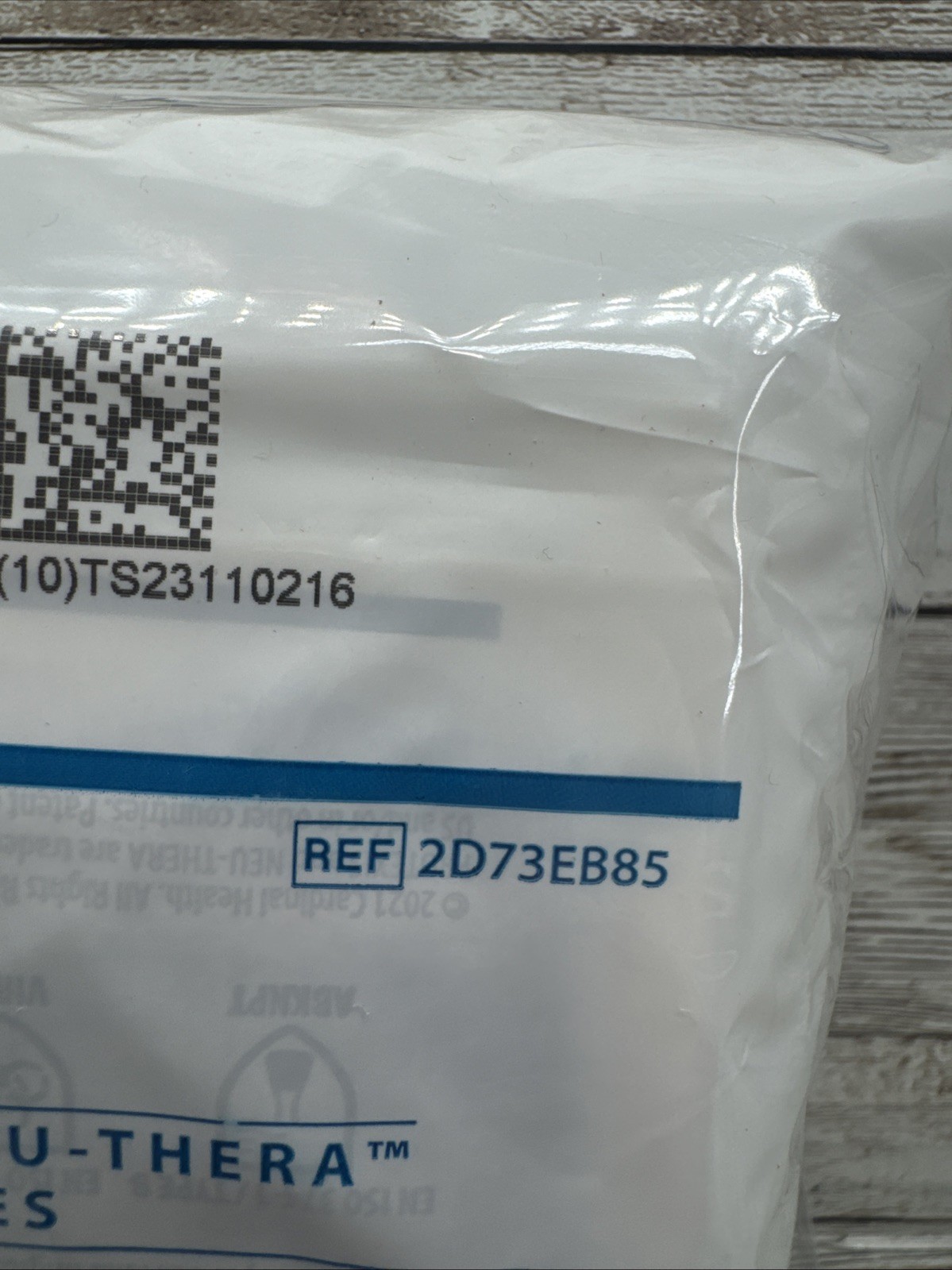 Protexis PI Blue w/Neu-Thera Surgical Gloves *8 PAIR* Size: 8.5 *Exp: 10/26+*