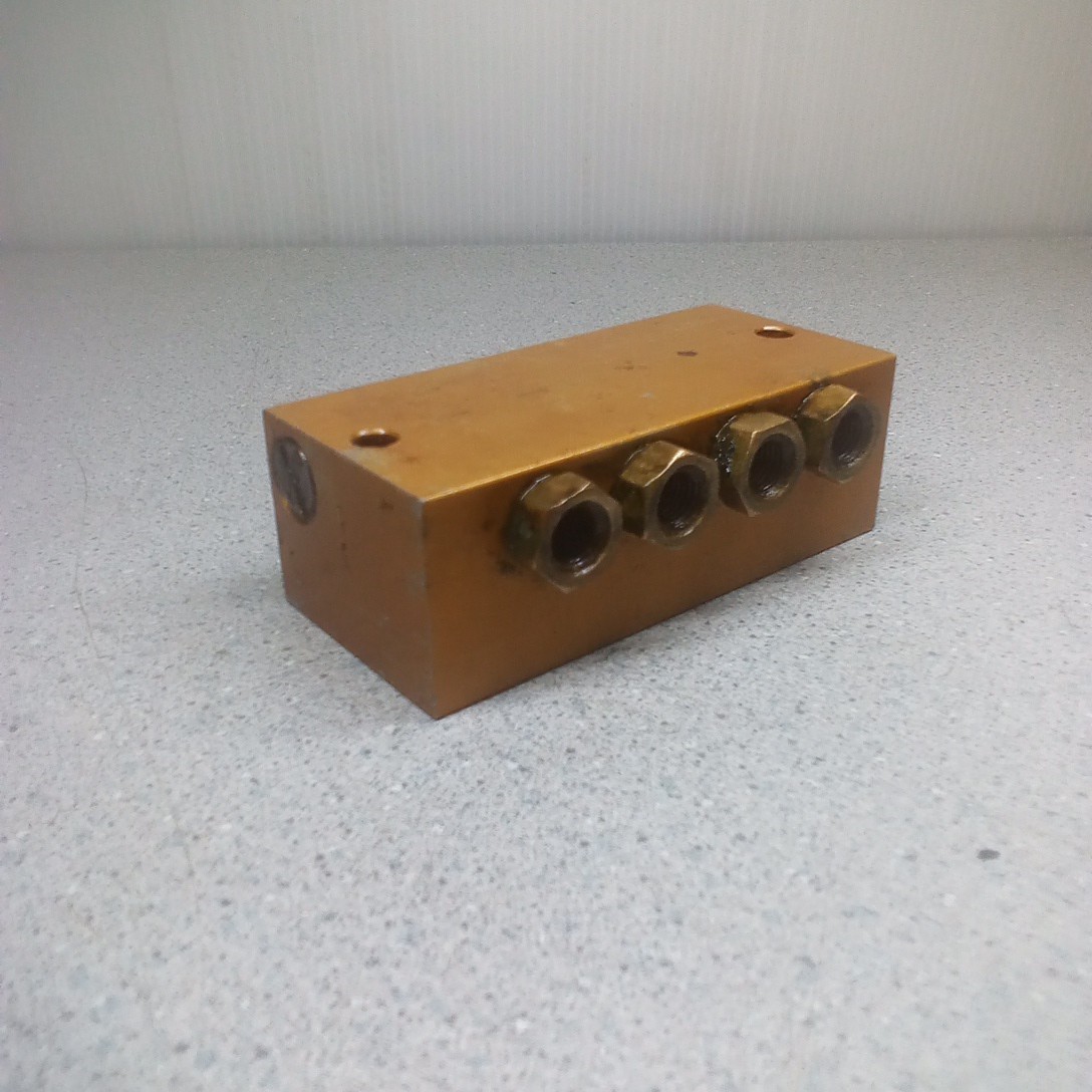 BOTTI TECHNOLUBE 4-Way Lubrication Metering Manifold 50015 US 4V