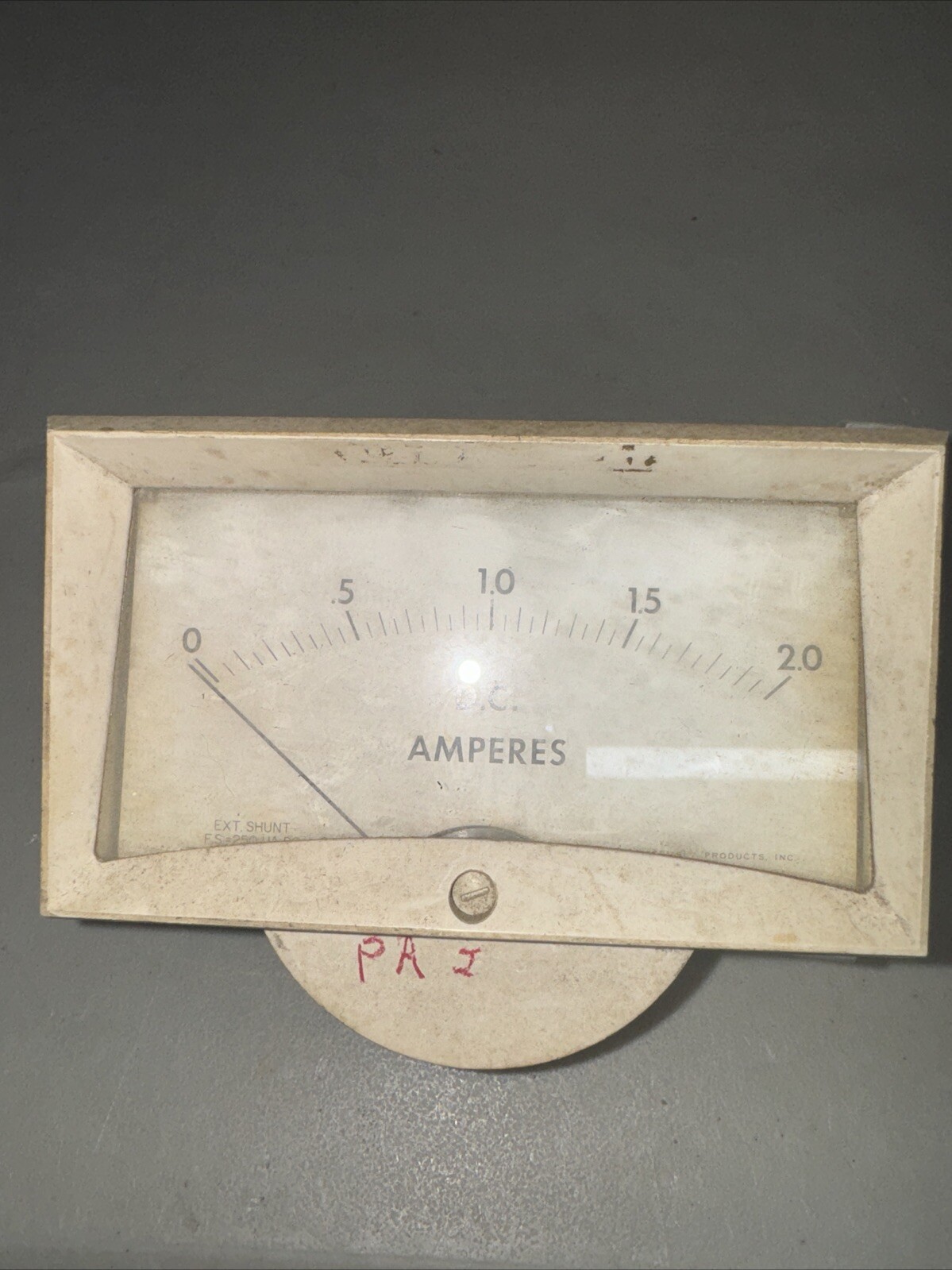 Assembly Products Inc. D.C. Amperes 0-2.0 Gauge Meter Vintage