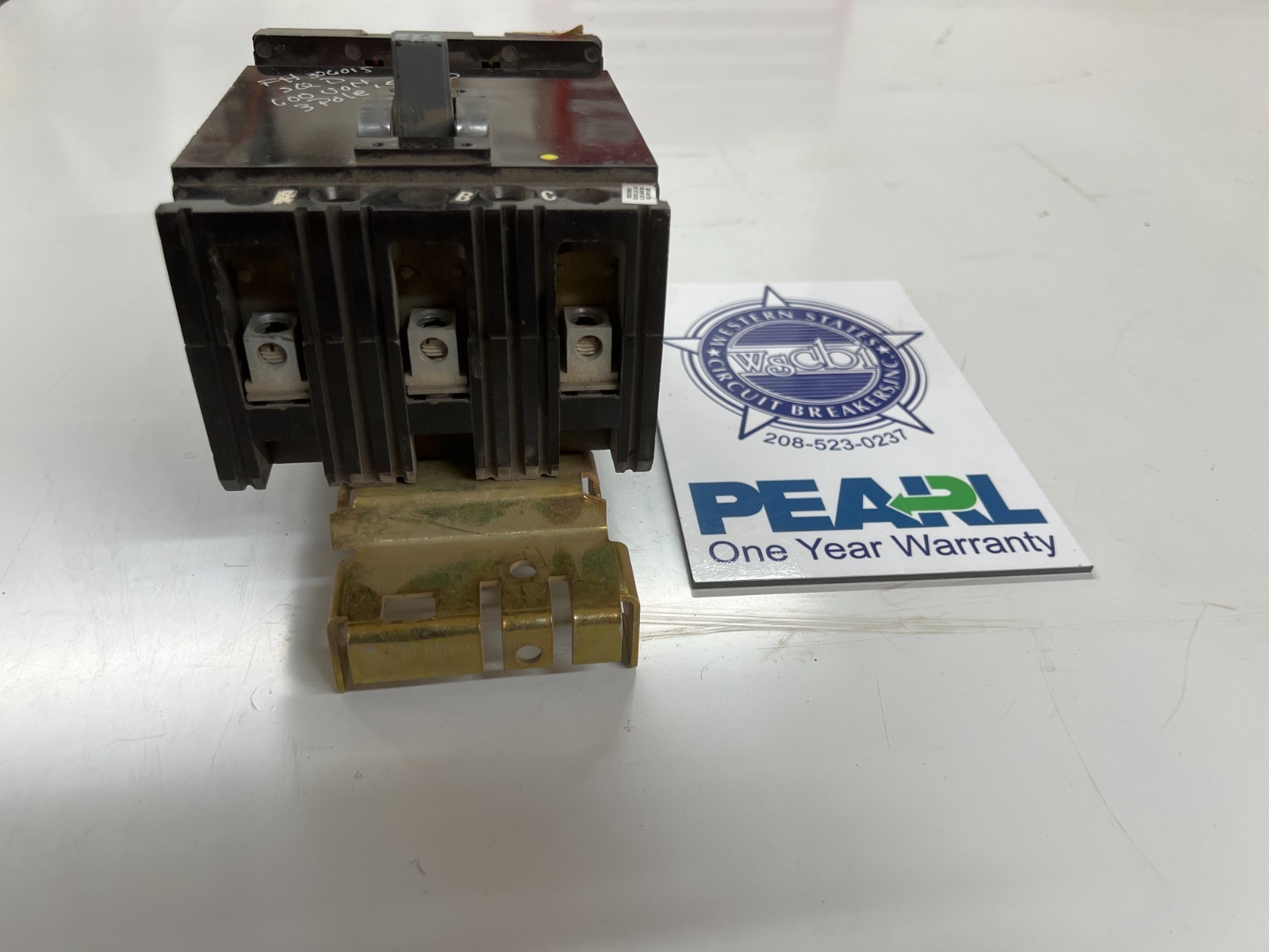 Square D – FH36015 15A Circuit Breaker – Recon 1 Yr Warranty