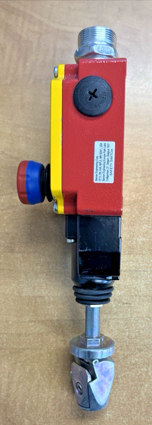 Banner RP-RM83F-38LTE Rope Pull with Emergency Stop 82126 *Excellent Condition*
