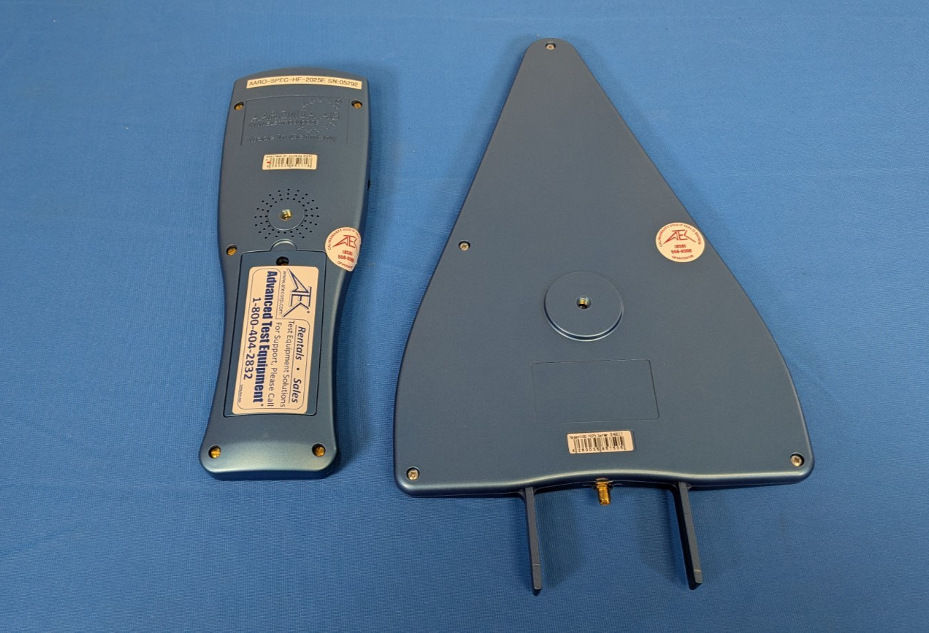 Aaronia Spectran V4 HF-2025E 700MHz to 2.5 GHz Spectrum Analyzer w/ Log Periodic