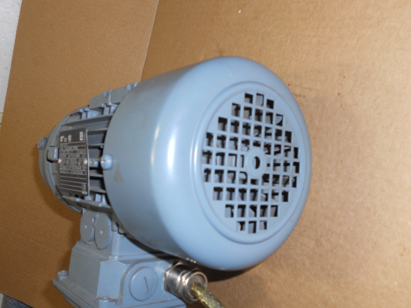 3 phase 230/460 Type SK71L/4TW electric motor with gear speed reducer