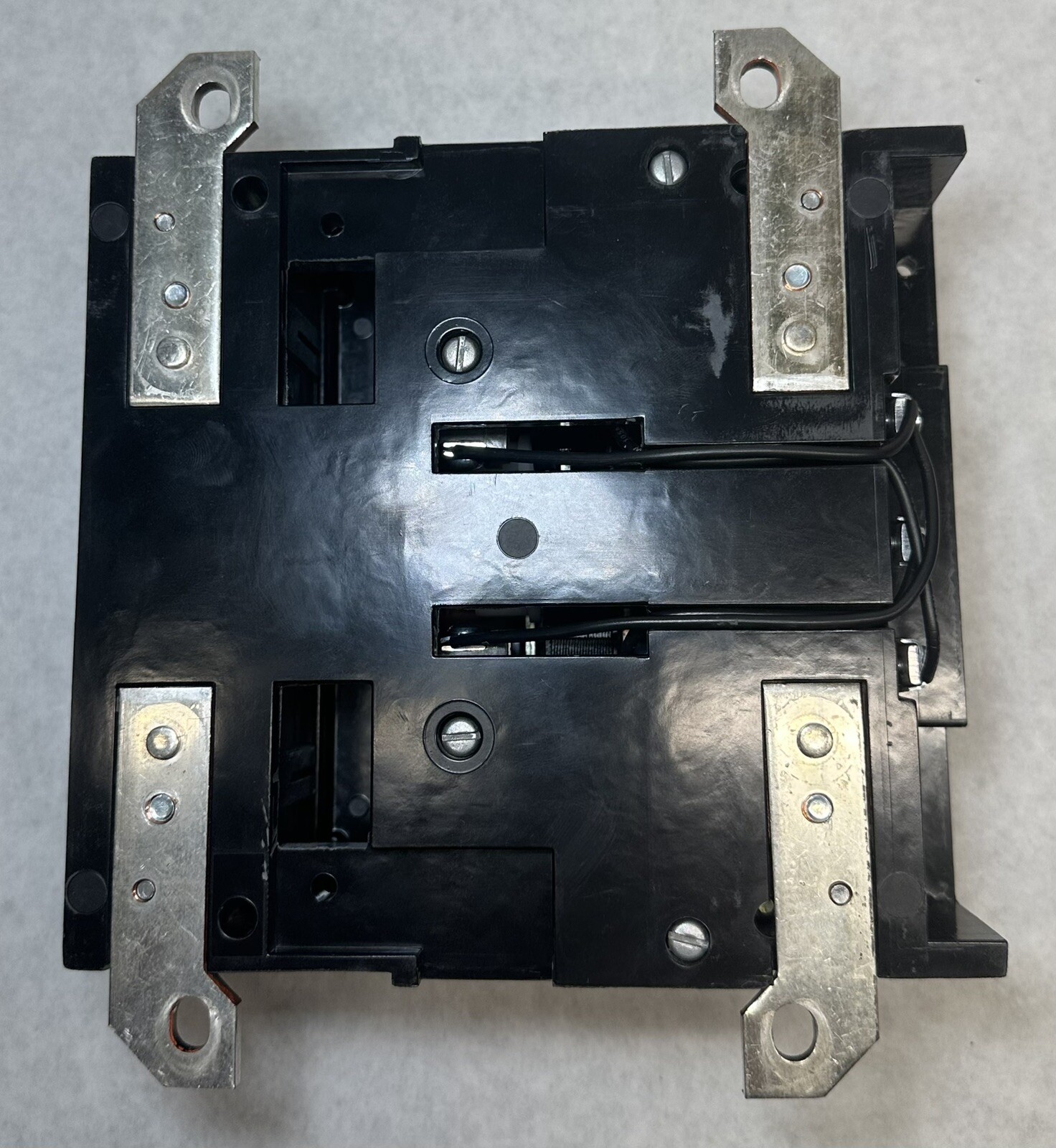 NEW GE CR160MC45022 Mechanically Held Contactor, Coil 115-120V, 60A, CR160MC