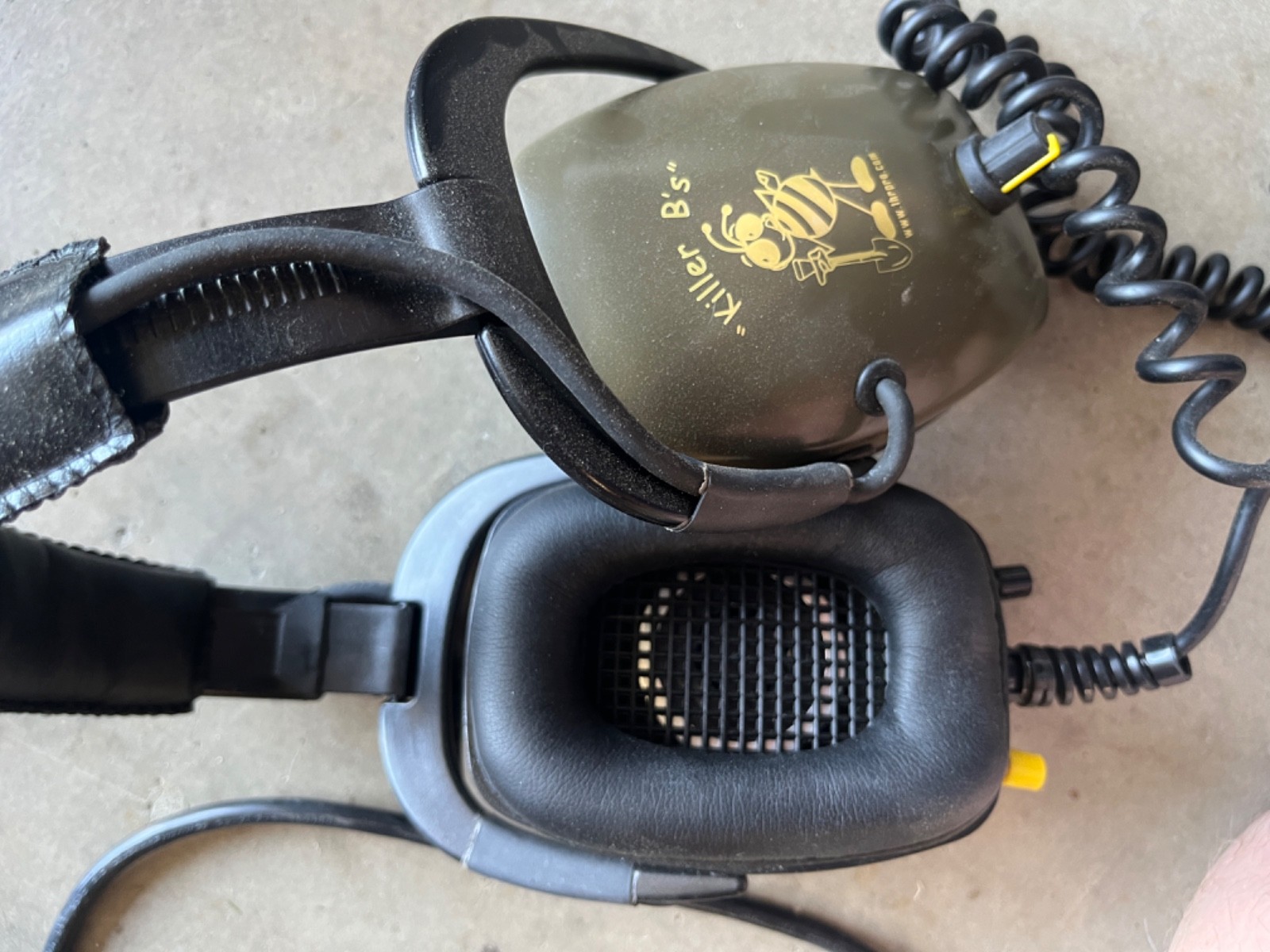 “Killer B’s” metal detector headphone headset