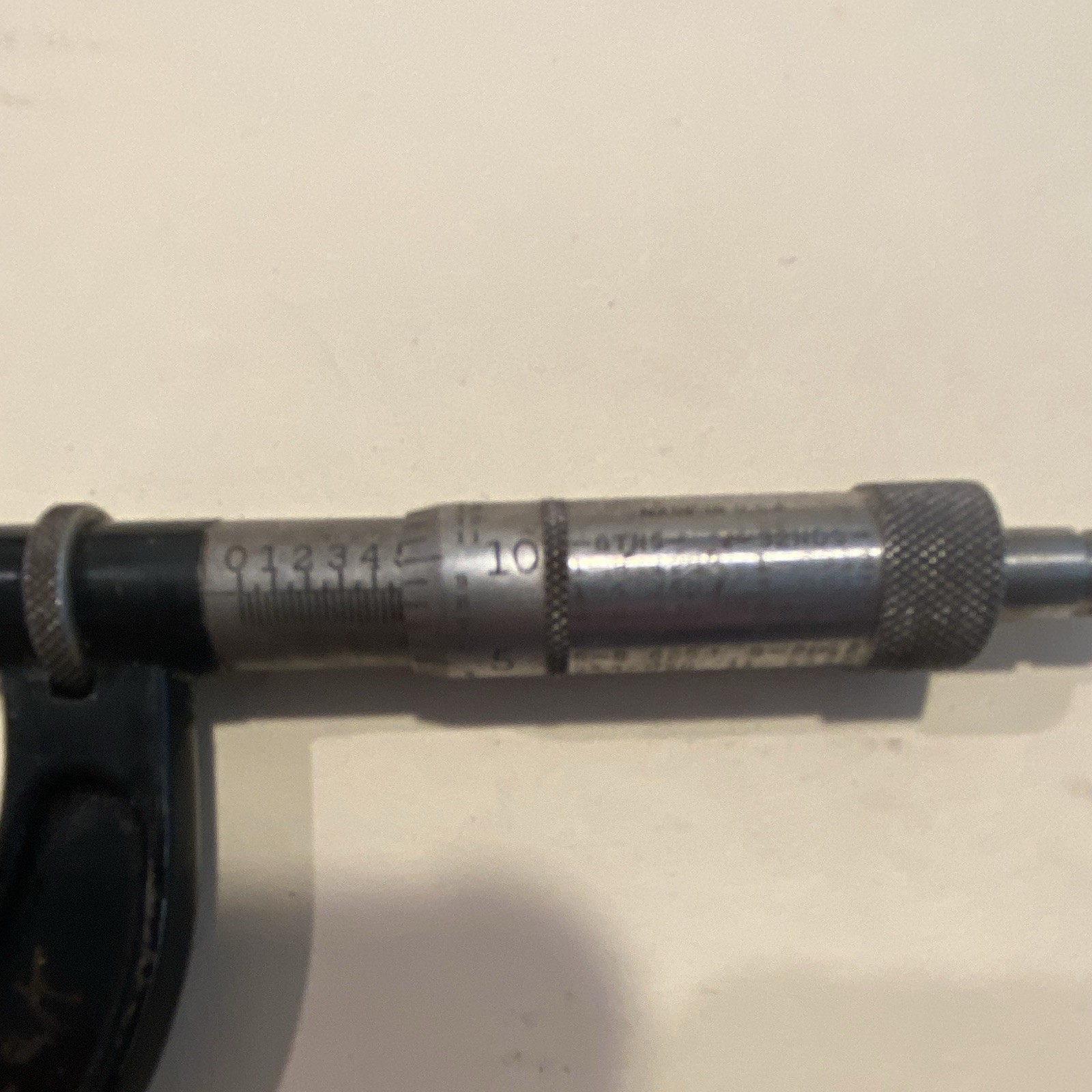 Starrett 230 Outside Micrometer 0-1 in Mechanical 0.001 in Resolution w/ Box