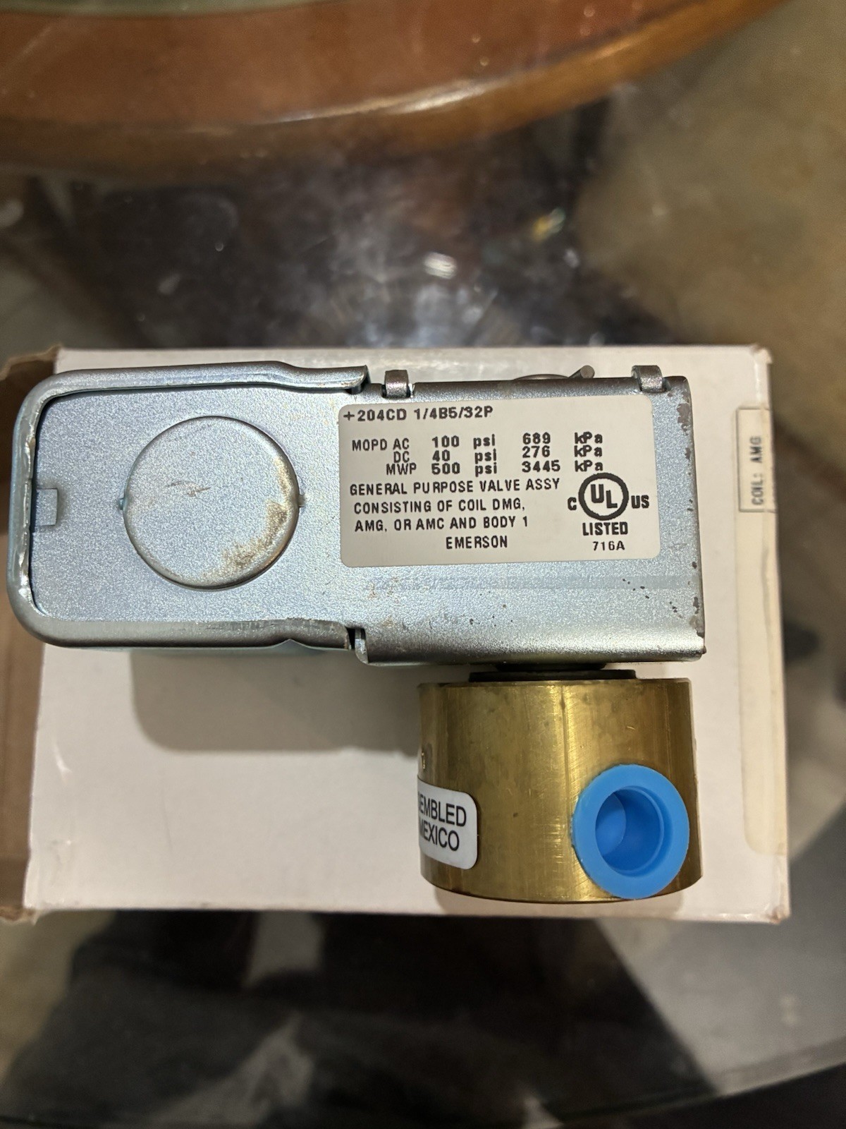 Emerson 204CD 1/4B5/32P Brass Steel Solenoid Valve V2051 1/4″ NPT 120V