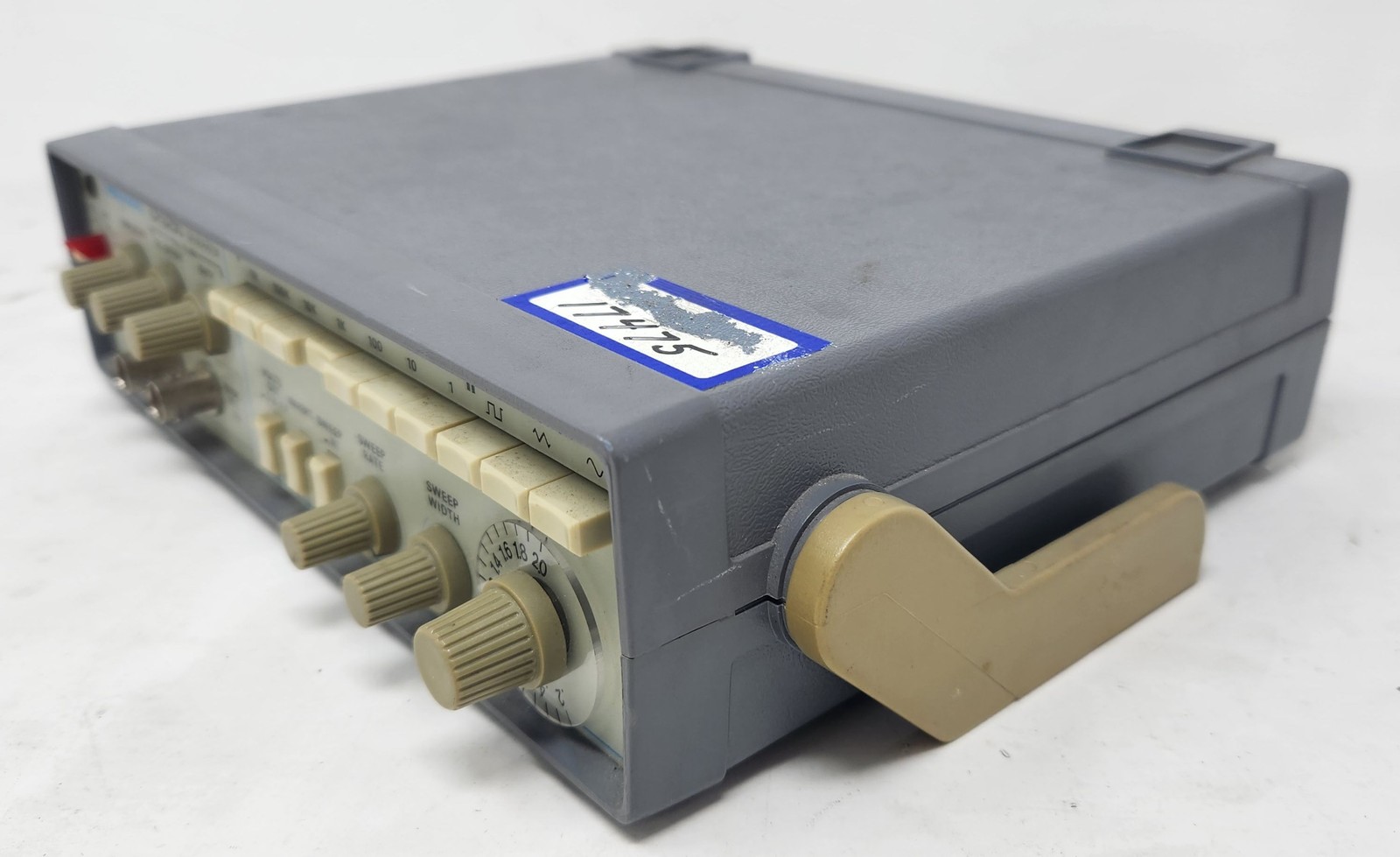 Tektronix CFG250 0.2Hz – 2MHz Function Generator – FUNCTION GENERATOR ONLY