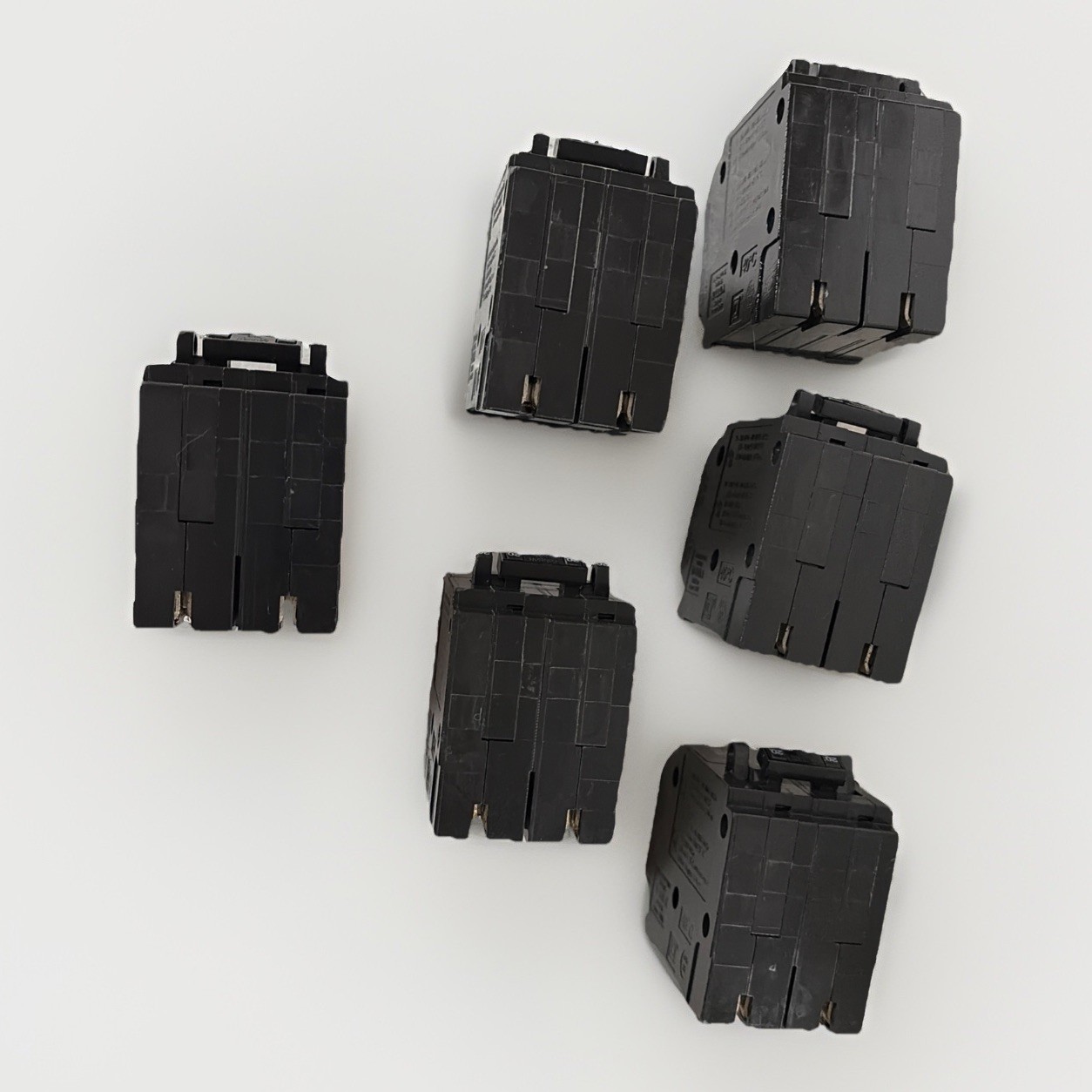 Square D HOMT220220CP 20 A Miniature Circuit Breaker