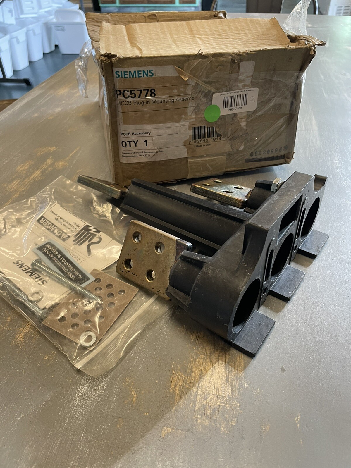 Siemens PC5778 MCCB Plug-In Mounting Assembly