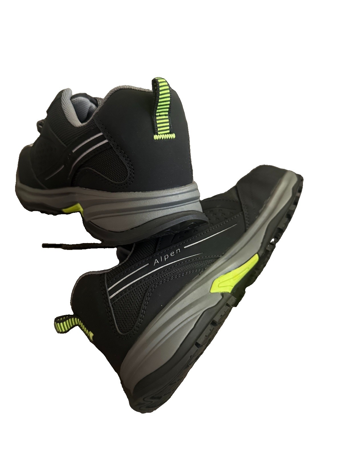 SPIEZ Men’s Composite Toe Safety Shoes – Size 10 Men Black Color