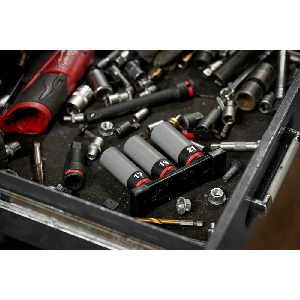 Milwaukee 49-66-7830 SHOCKWAVE Impact Duty 1/2 Drive Metric Lug Nut Socket Set