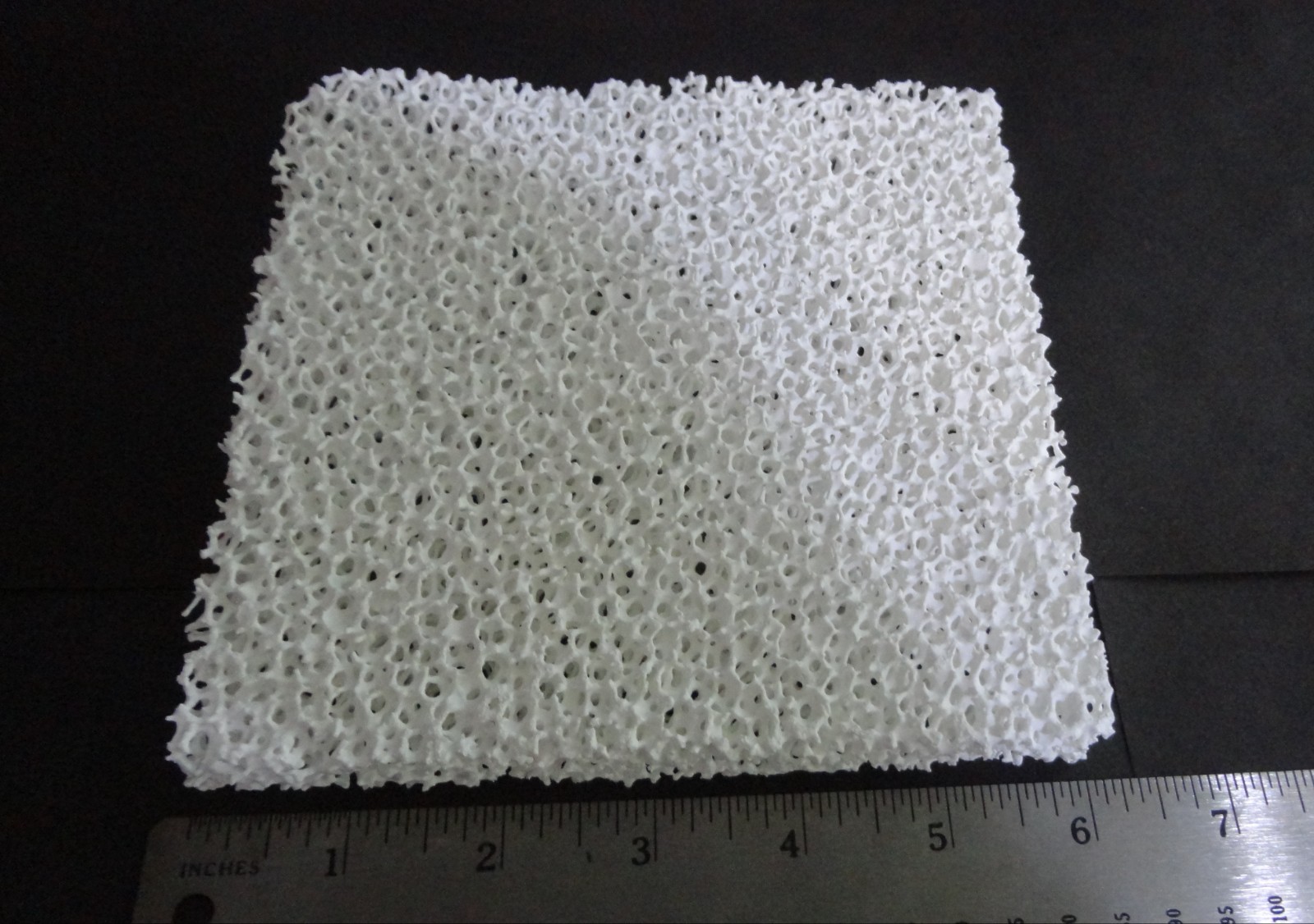 ONE 6″ x 6″ HIGH PURITY RECTANGULAR RETICULATED SPONGE ALUMINA 10 ppi No. 823