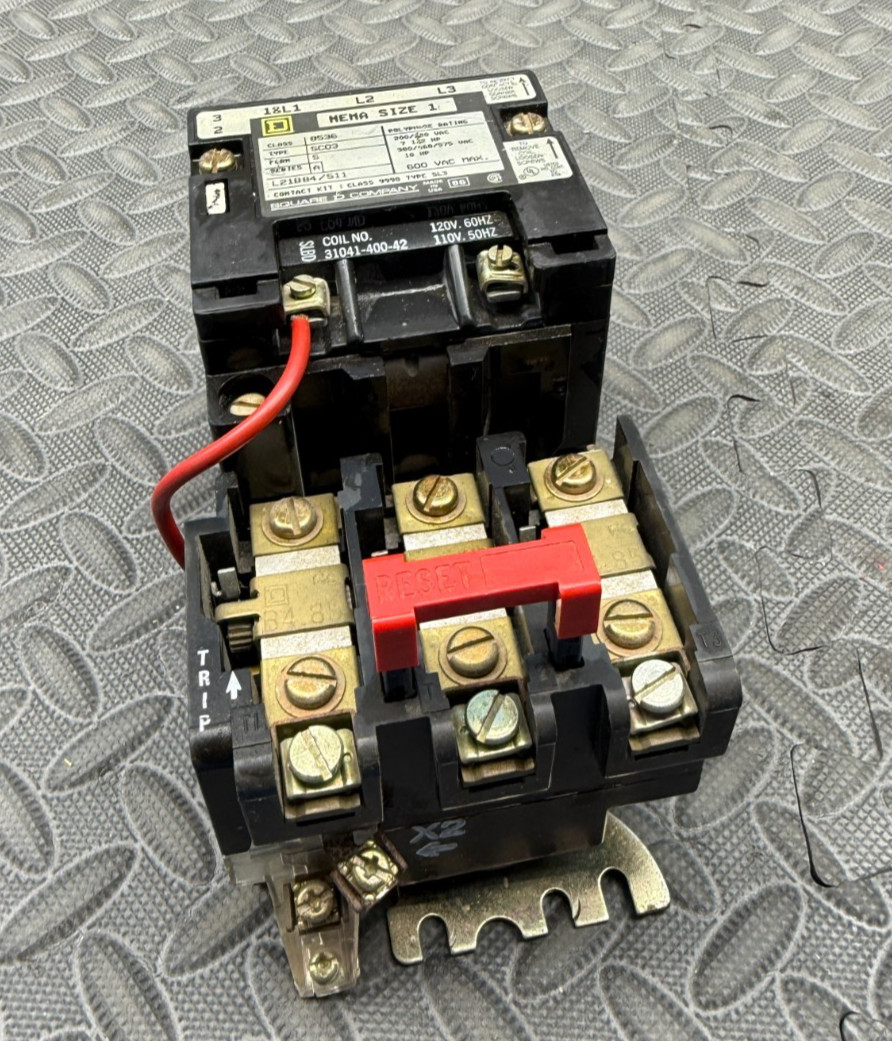 Square D 8536SC03S NEMA Size-1 600VAC Magnetic Motor Starter
