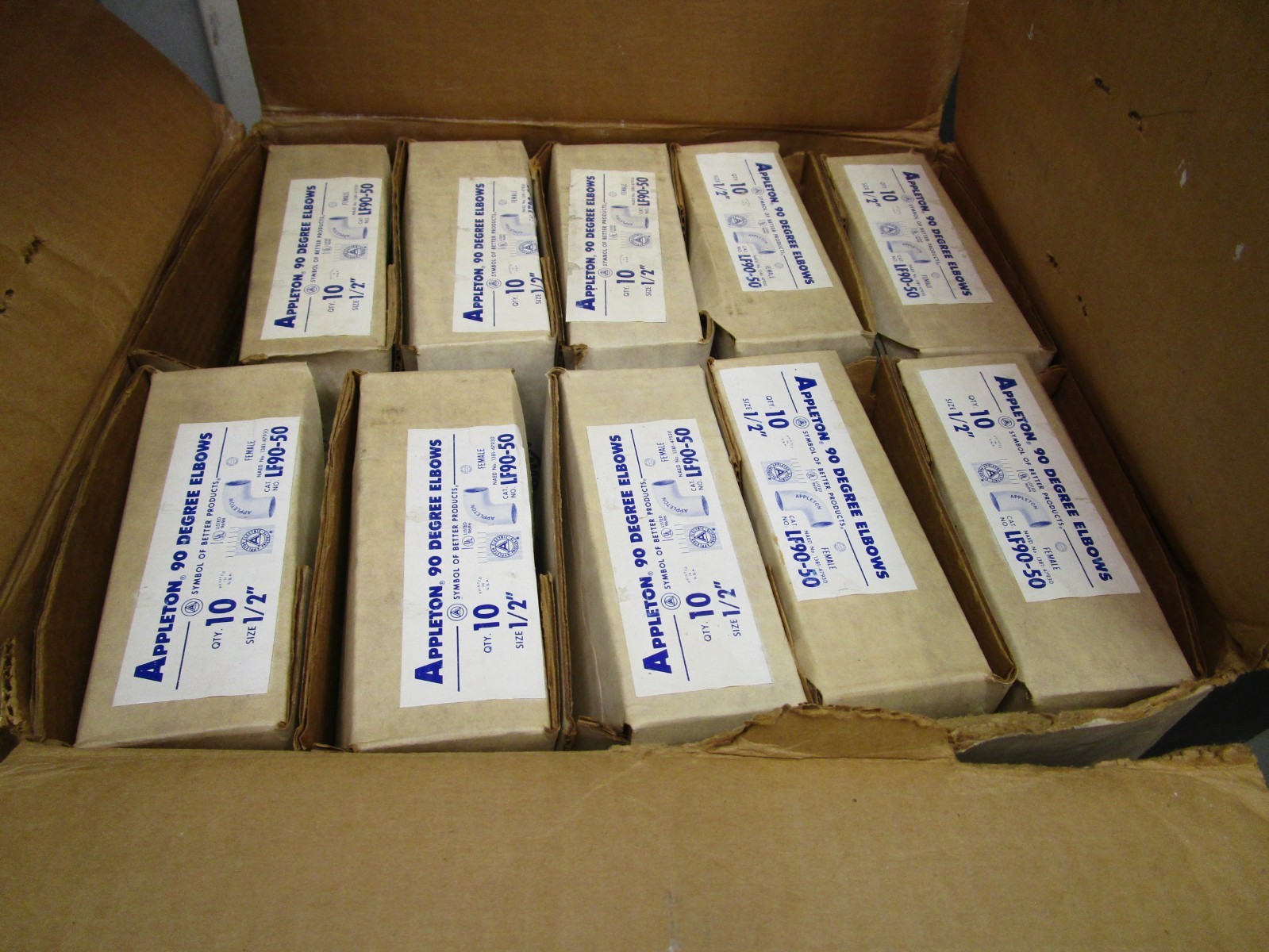 New Open Box of 100 Pcs Appleton 90 Degree Elbows Female LF90-50 1/2″ 51524LR