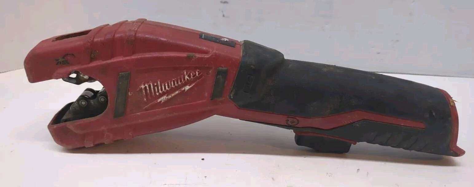 Milwaukee 2471-20 BROKEN M12 Cordless Copper Tubing Cutter BROKEN